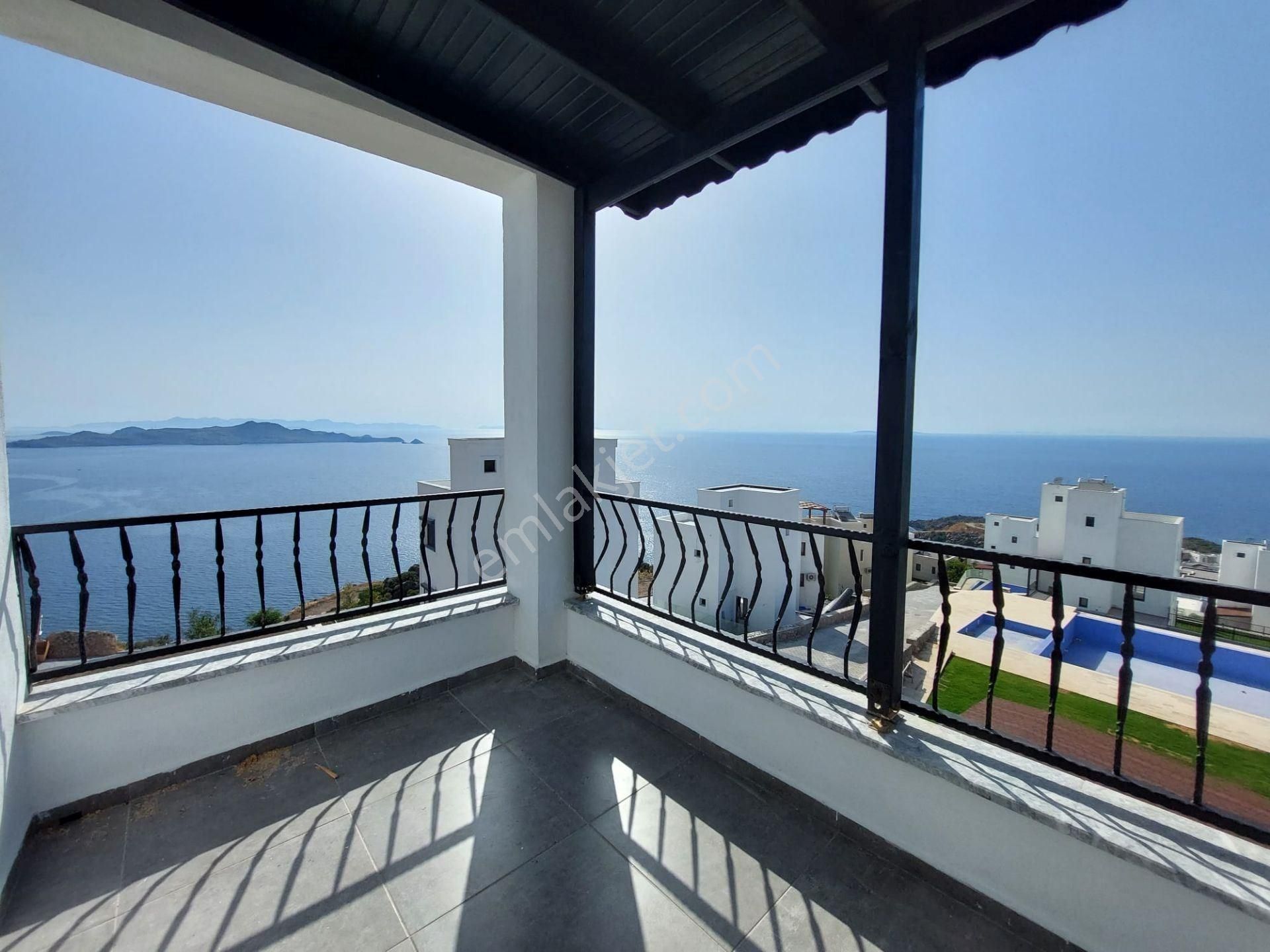 Bodrum Gündoğan Kızılburun Satılık Manzaralı Site İçi Tripleks Villa - Görsel 19