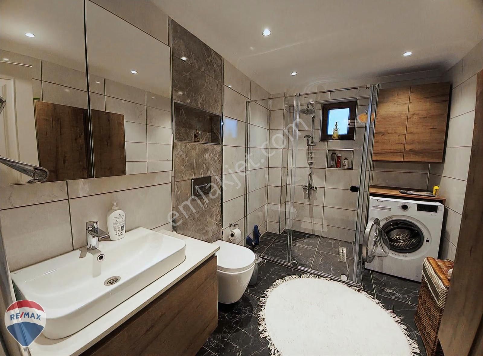 Remax Mavi-cebeci Sahilesıfır 723m²arsada 4katlı Ultralüksyazlık - Görsel 25