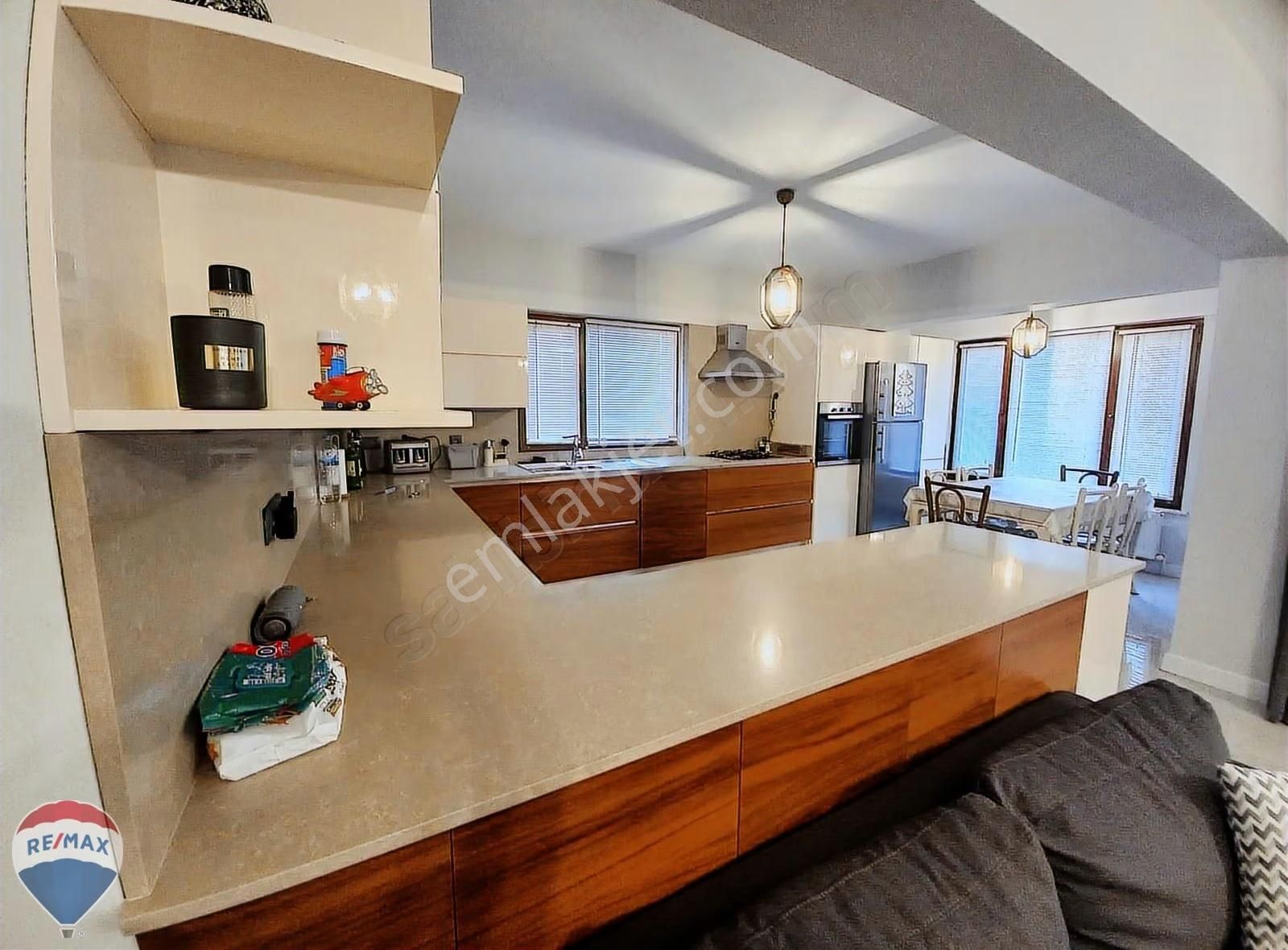 Remax Mavi-cebeci Sahilesıfır 723m²arsada 4katlı Ultralüksyazlık - Görsel 22