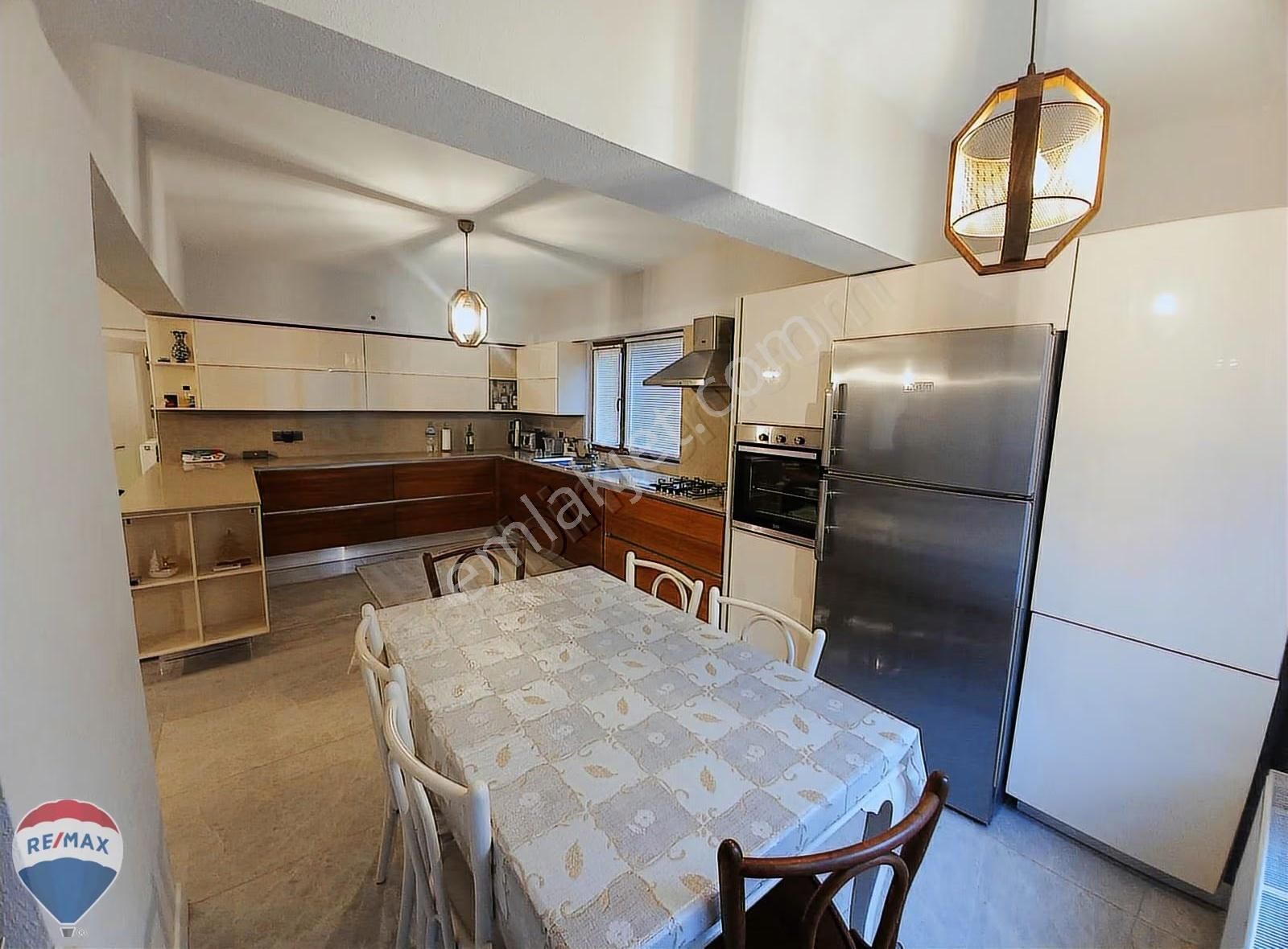 Remax Mavi-cebeci Sahilesıfır 723m²arsada 4katlı Ultralüksyazlık - Görsel 29