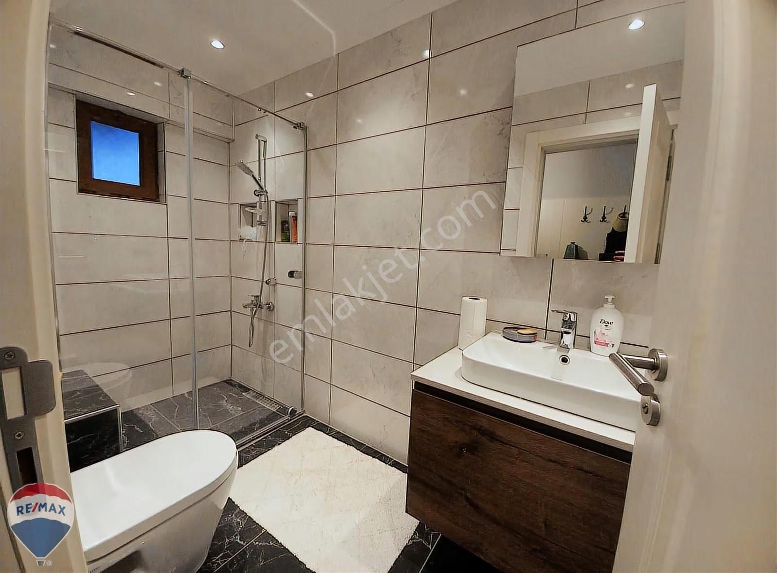 Remax Mavi-cebeci Sahilesıfır 723m²arsada 4katlı Ultralüksyazlık - Görsel 2