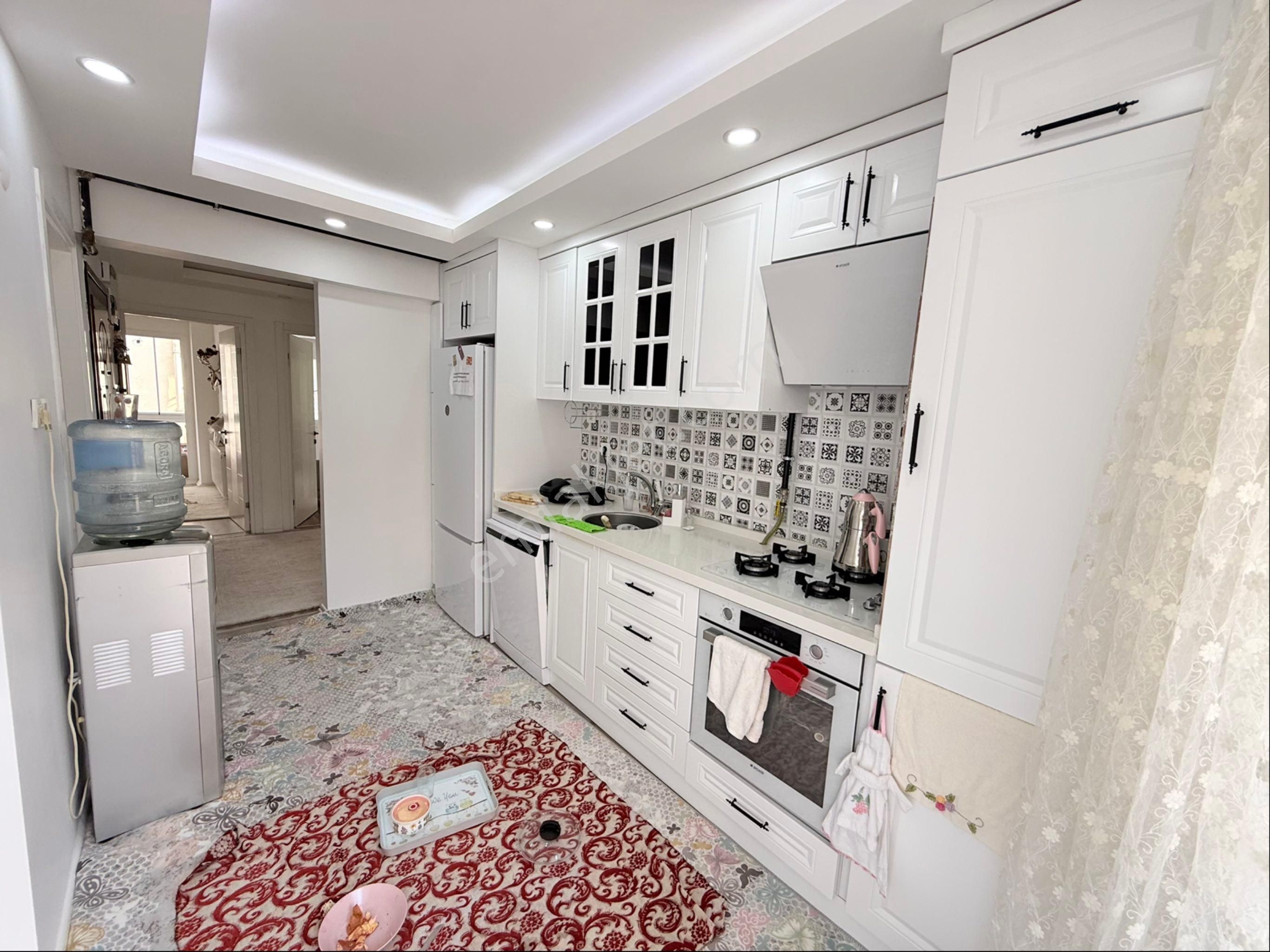 Üçyolda 3+1 120 M2 Lüx Arakat Fırsat Daire - Görsel 3