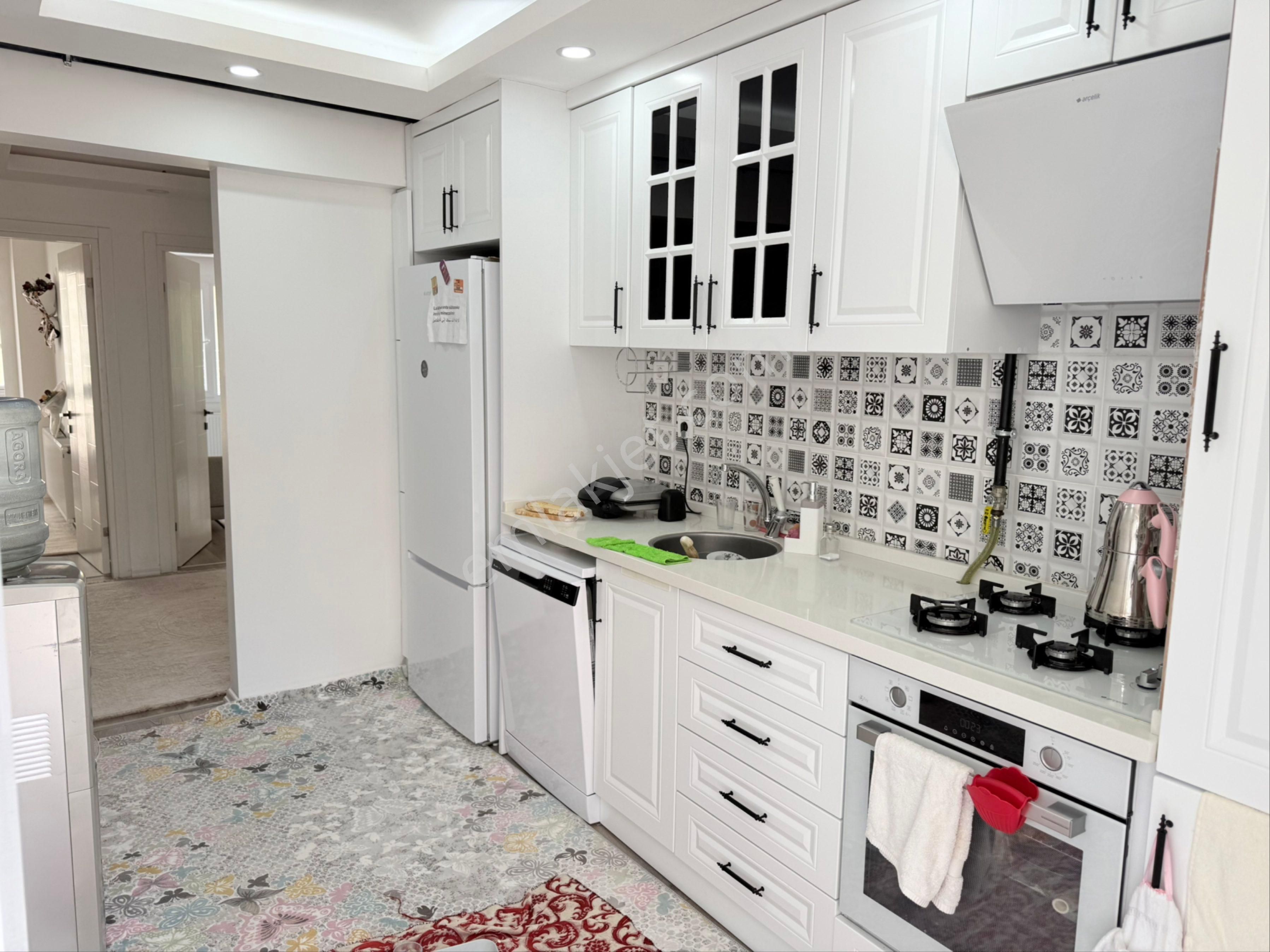 Üçyolda 3+1 120 M2 Lüx Arakat Fırsat Daire - Görsel 5