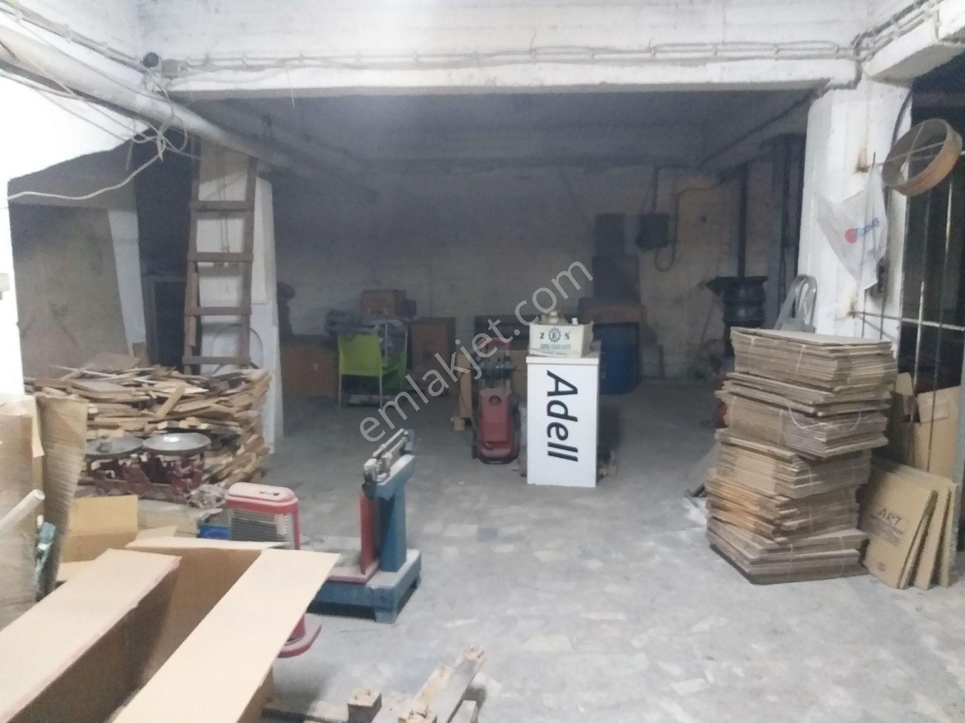 Karabağlar Sanayide 4.5 Katlı İcten Asansörlü Komple Bina Satııl - Görsel 9