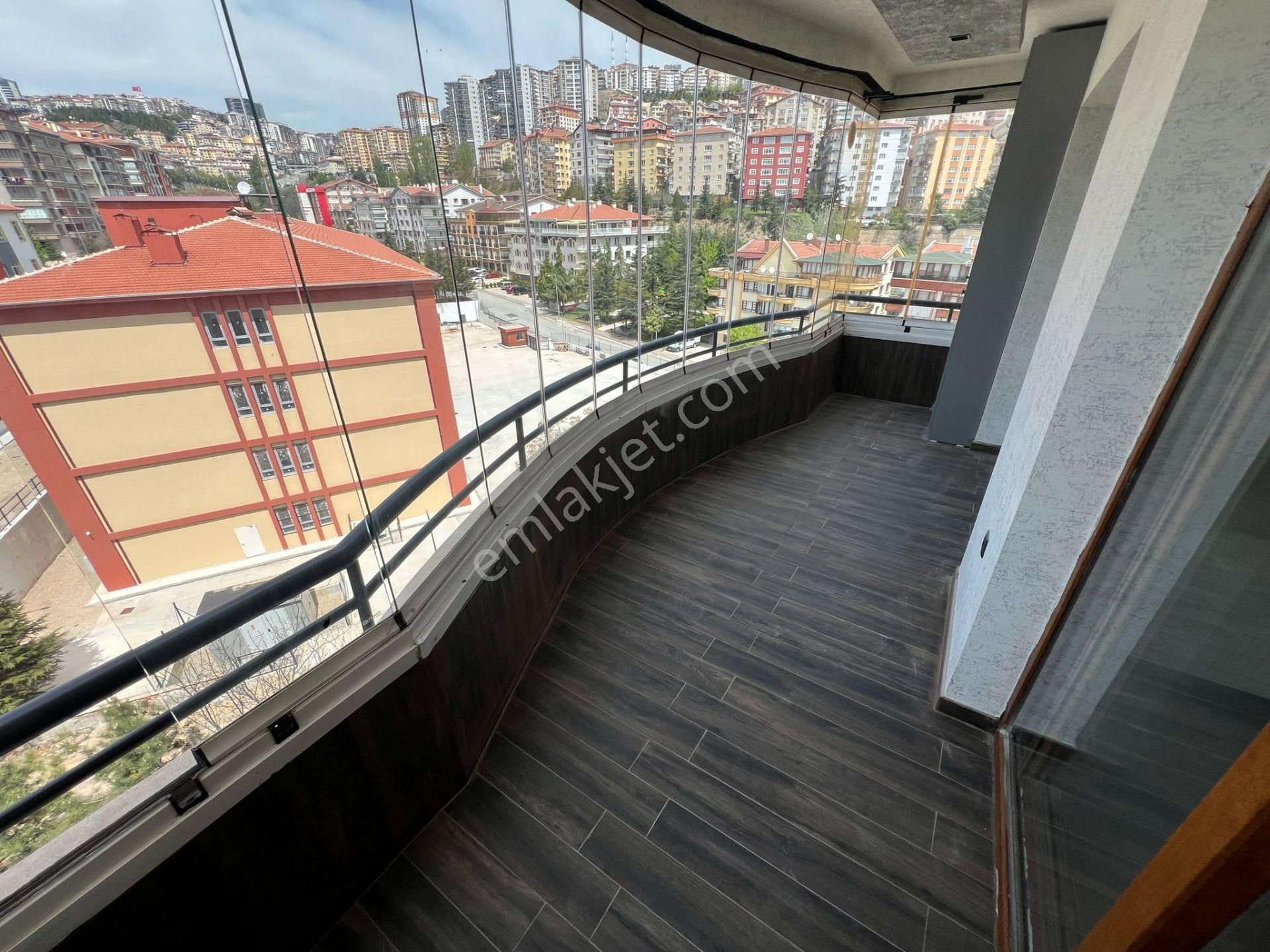 Etlik'te Site İçerisinde Lüks Yapılı Teras Balkonlu 3+1 - Görsel 27