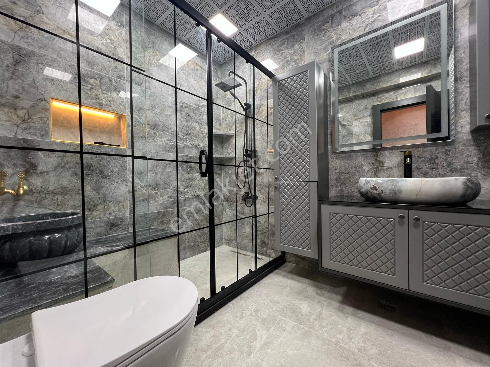 Etlik'te Site İçerisinde Lüks Yapılı Teras Balkonlu 3+1 - Görsel 28