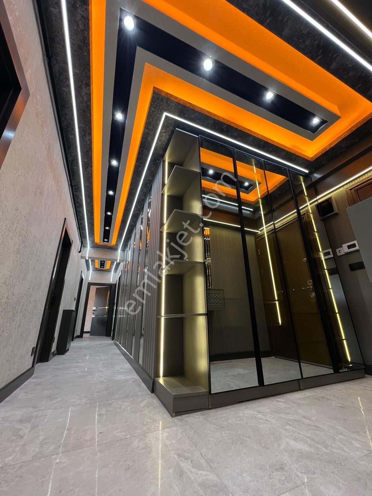 Etlik'te Site İçerisinde Lüks Yapılı Teras Balkonlu 3+1 - Görsel 26