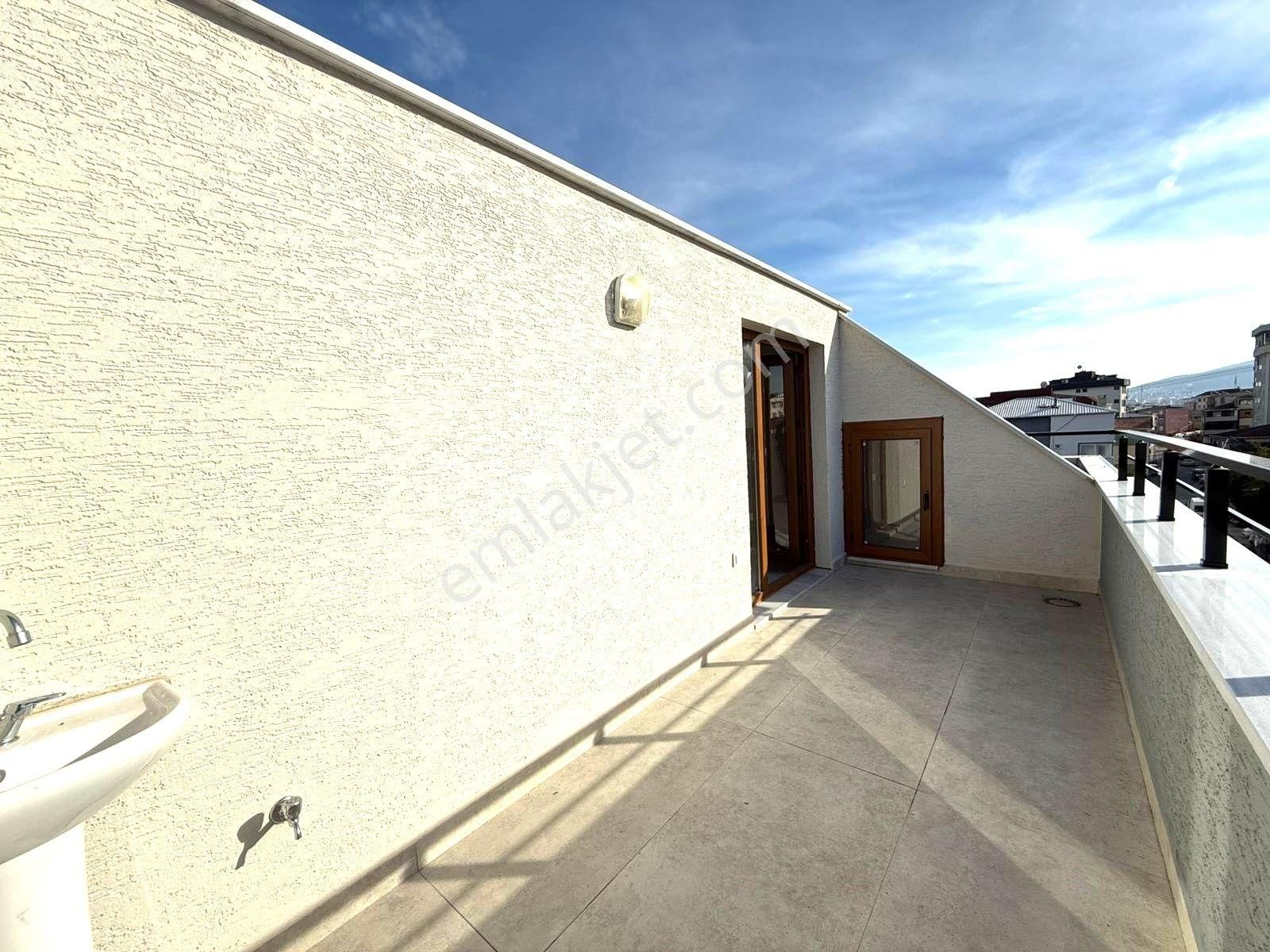 Satılık 3+1 Çatı Dubleks 120 M2 Sultanbeyli Mimar Sinanda - Görsel 18