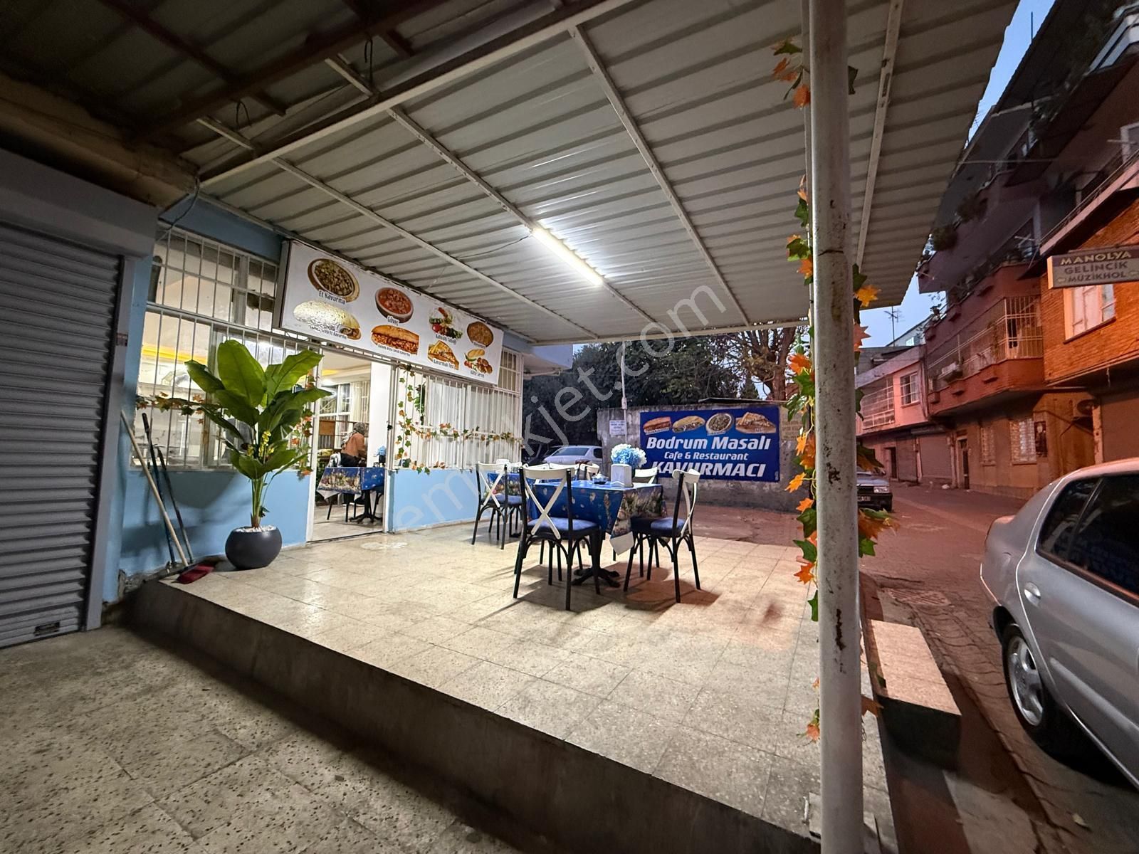 Alidede Mah.saydam Yakını 50 M2 Devren Cafe-- Restaurant....... - Görsel 9