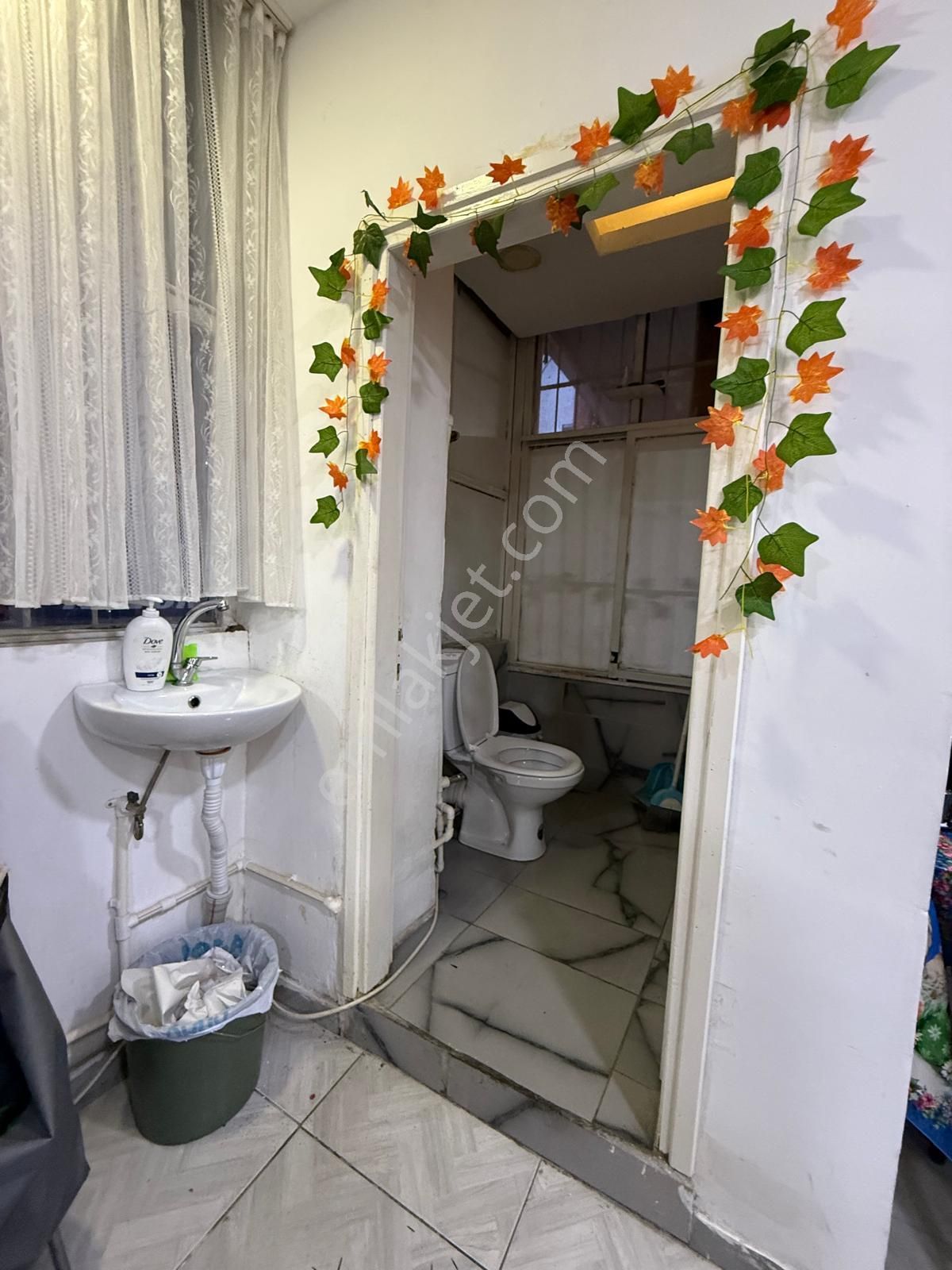 Alidede Mah.saydam Yakını 50 M2 Devren Cafe-- Restaurant....... - Görsel 7