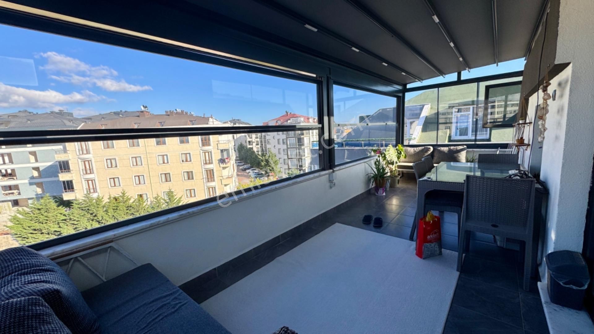 Yen / Çift Girişli Geniş Kullanışlı Pergola Teraslı 5+2 Dubleks