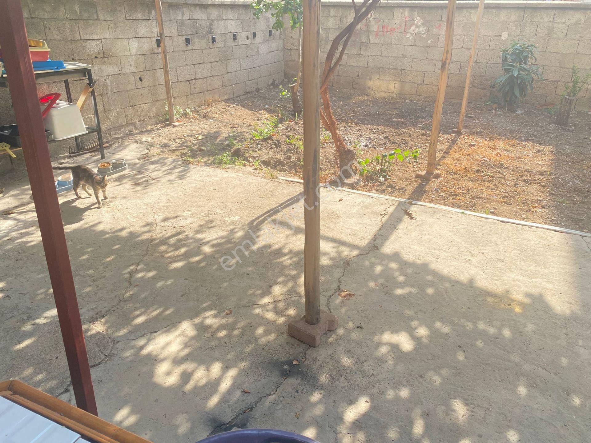 İz'den Şehir Merkezinde İnanılmaz Fırsat. 100 M Bahçeli Ev. - Görsel 4