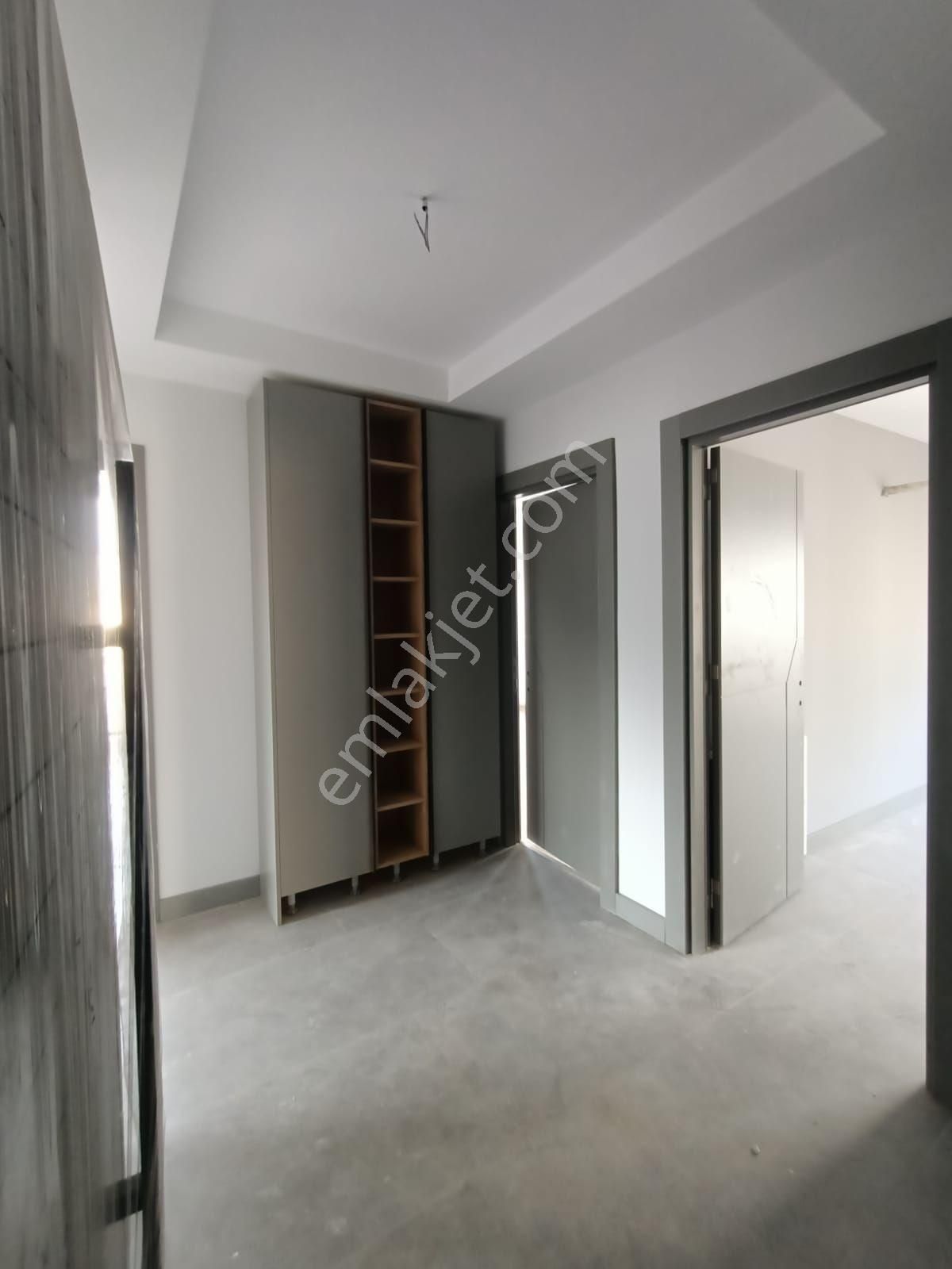 İz'den Bulvar Üzeri Sıfır Ful Cephe Açık Bölgesinde Tek - Görsel 19