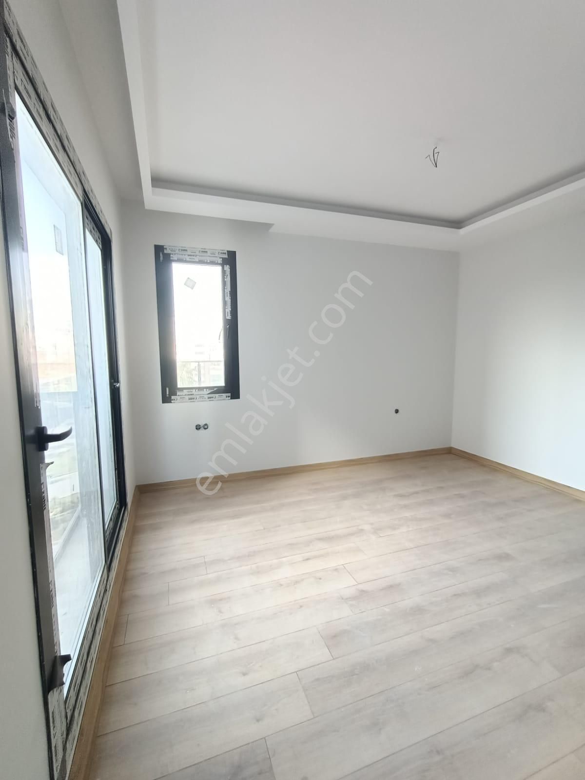 İz'den Bulvar Üzeri Sıfır Ful Cephe Açık Bölgesinde Tek - Görsel 26