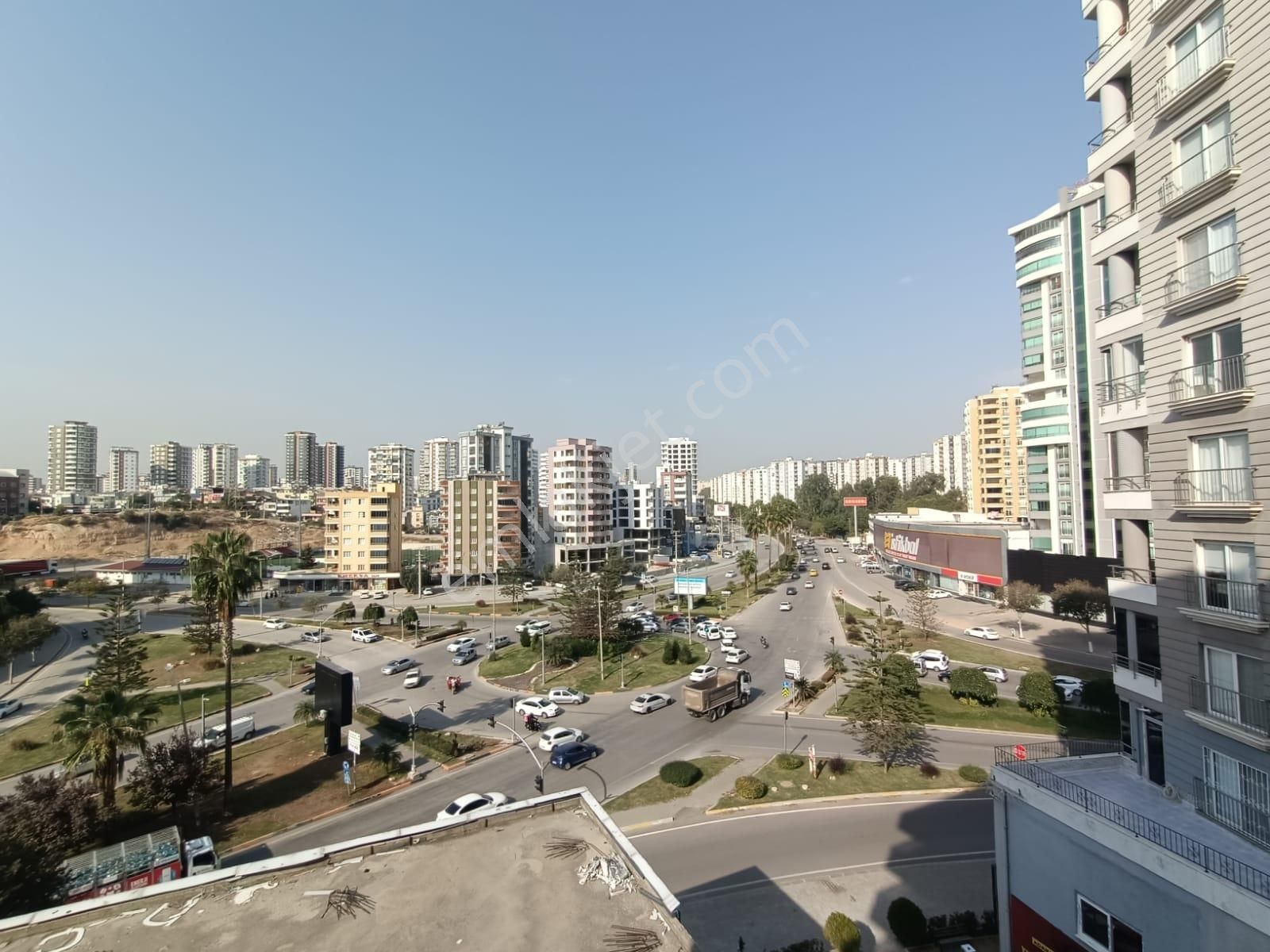 İz'den Bulvar Üzeri Sıfır Ful Cephe Açık Bölgesinde Tek - Görsel 15