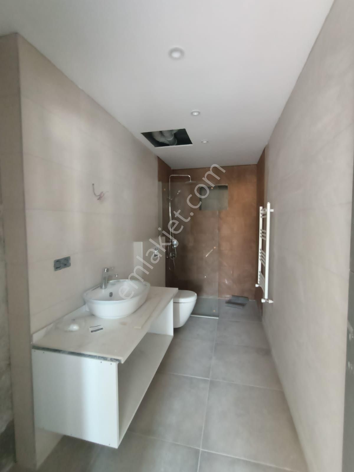 İz'den Bulvar Üzeri Sıfır Ful Cephe Açık Bölgesinde Tek - Görsel 28