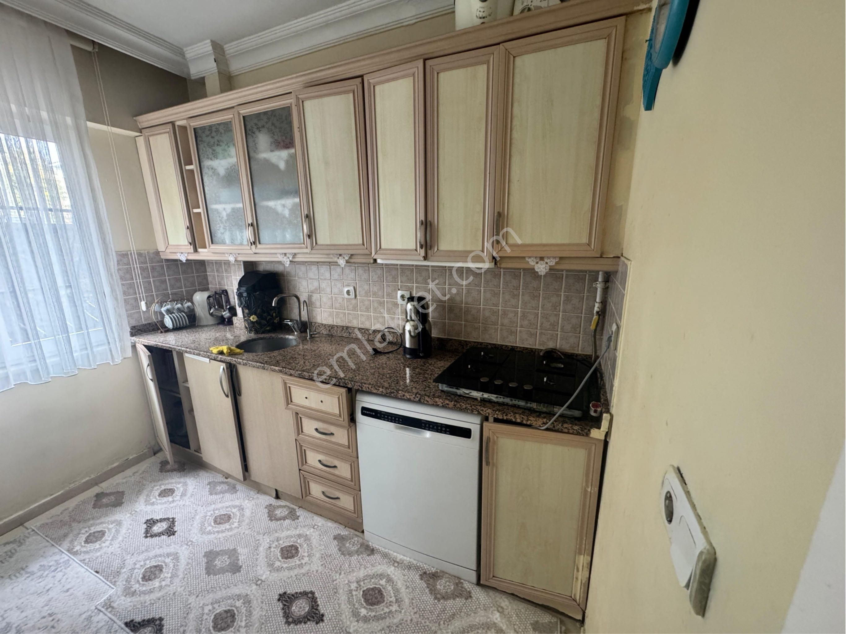 Atatürk Mahallesinde Etrafı Açık, Geniş 3+1 Zemin Katı Daire - Görsel 13