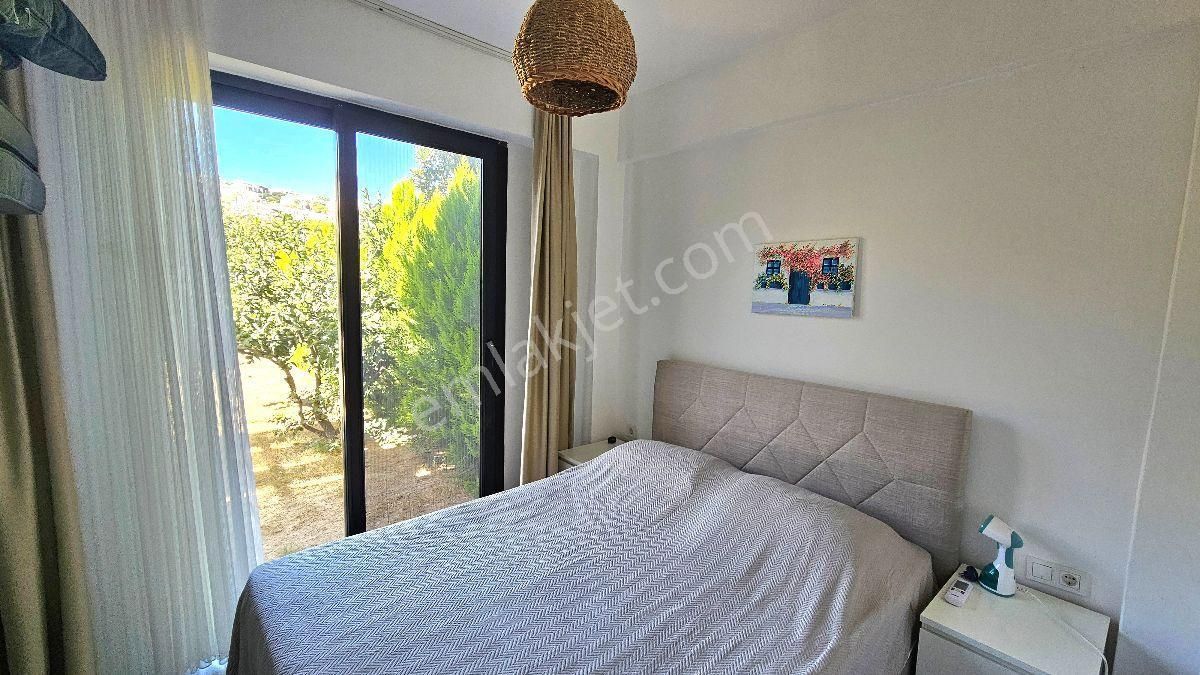 Bodrum Küçükbükte Satılık Havuzlu Sitede 2+1 Geniş Bahçeli Daire - Görsel 17