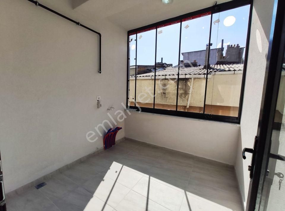 Alyans Life İnşaat'tan Metrobüs Güzergahında Ferah Daire - Görsel 30