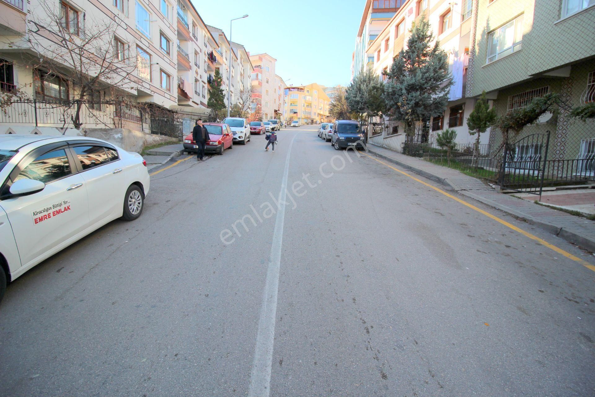 Emre Emlak'tan Alsancak'ta Depolu Kiralık Dükkan - Görsel 23