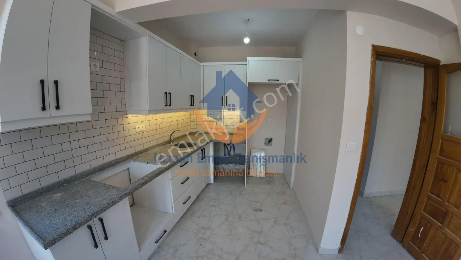 Emniyet Yakını Kiralık 2+1 Daire - Görsel 2