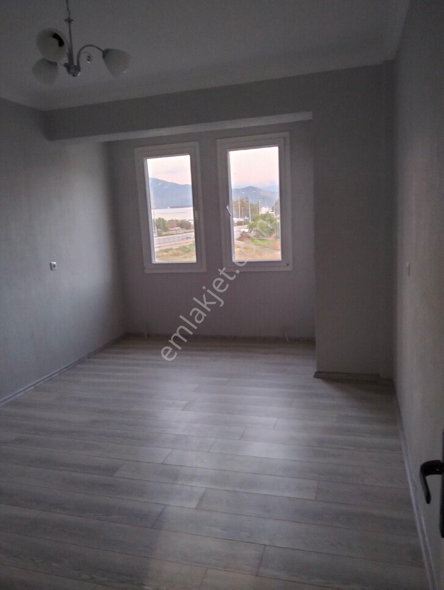 Çamköyde Kiralık Sıfır 2+1 Geniş Daire - Görsel 16