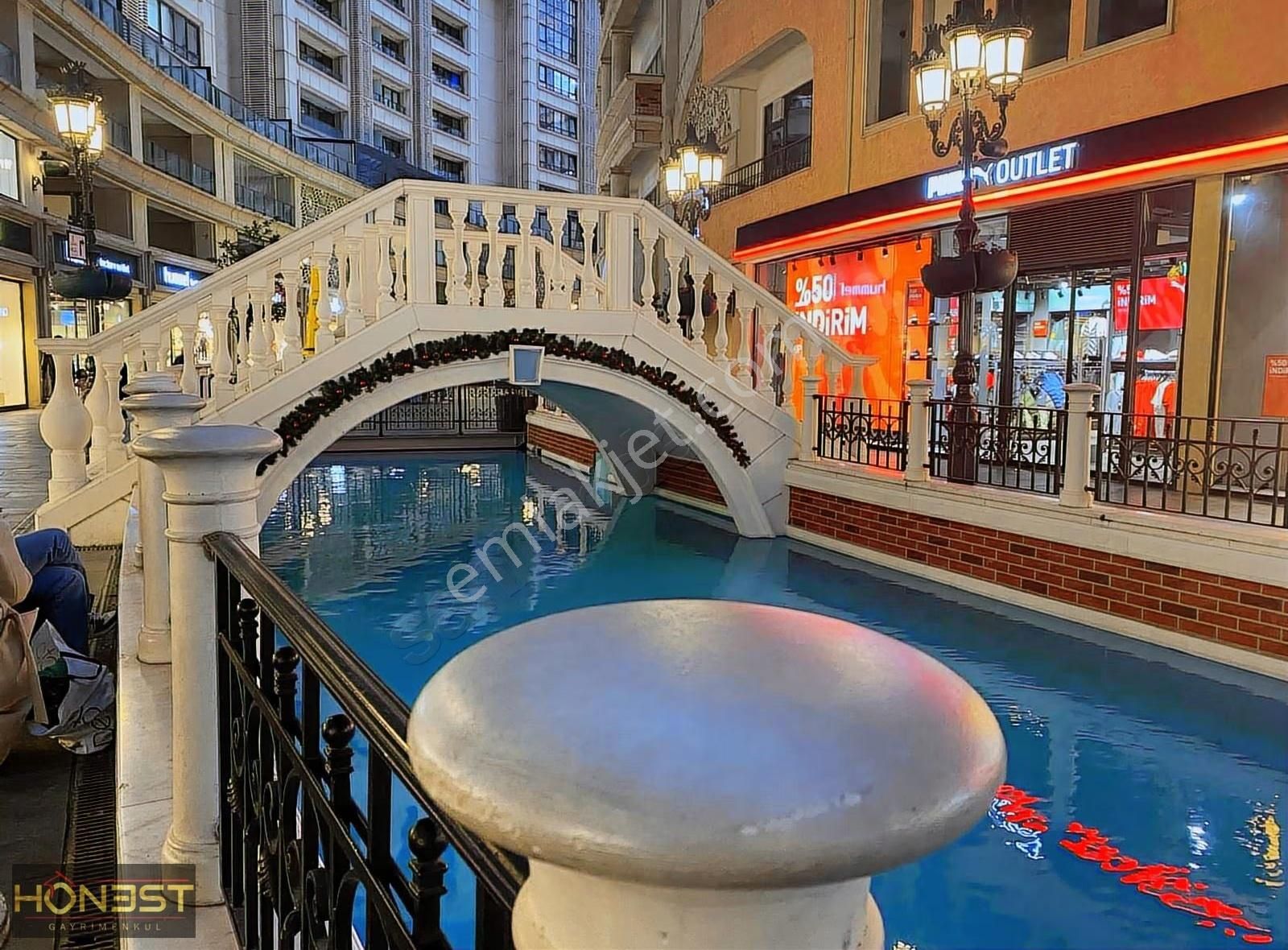 Acil Satış !!! Kiptaş Venezia Mega 1+1 Boş Daire...kare Salon - Görsel 10