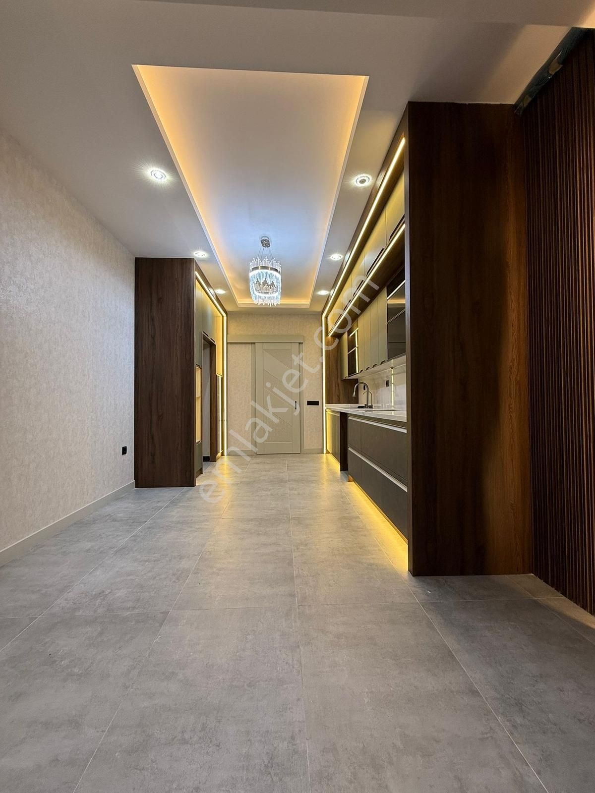 Demirler'den Selçukbeyde Ultra Lüks Ara Kat 200m² 3+1 Daire - Görsel 6