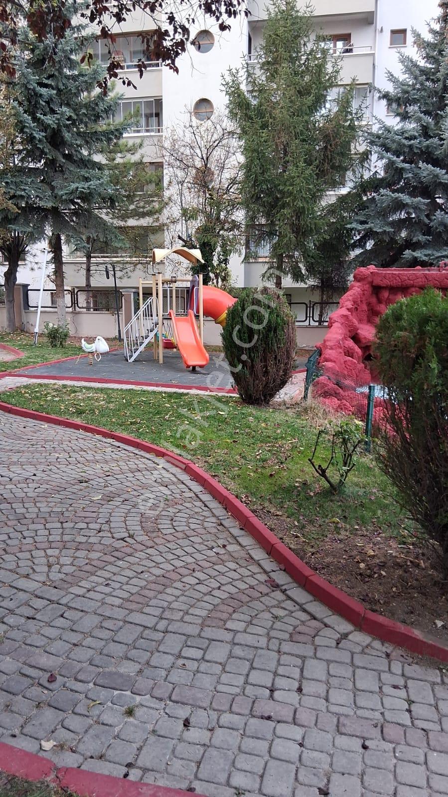 Yaşamkent Basın Kulüp 1 Sitesinde Satılık 4+1 Daire - Görsel 31