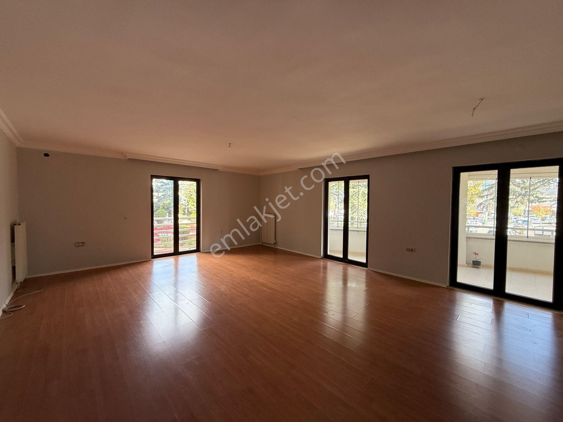 Yaşamkent Basın Kulüp 1 Sitesinde Satılık 4+1 Daire - Görsel 20