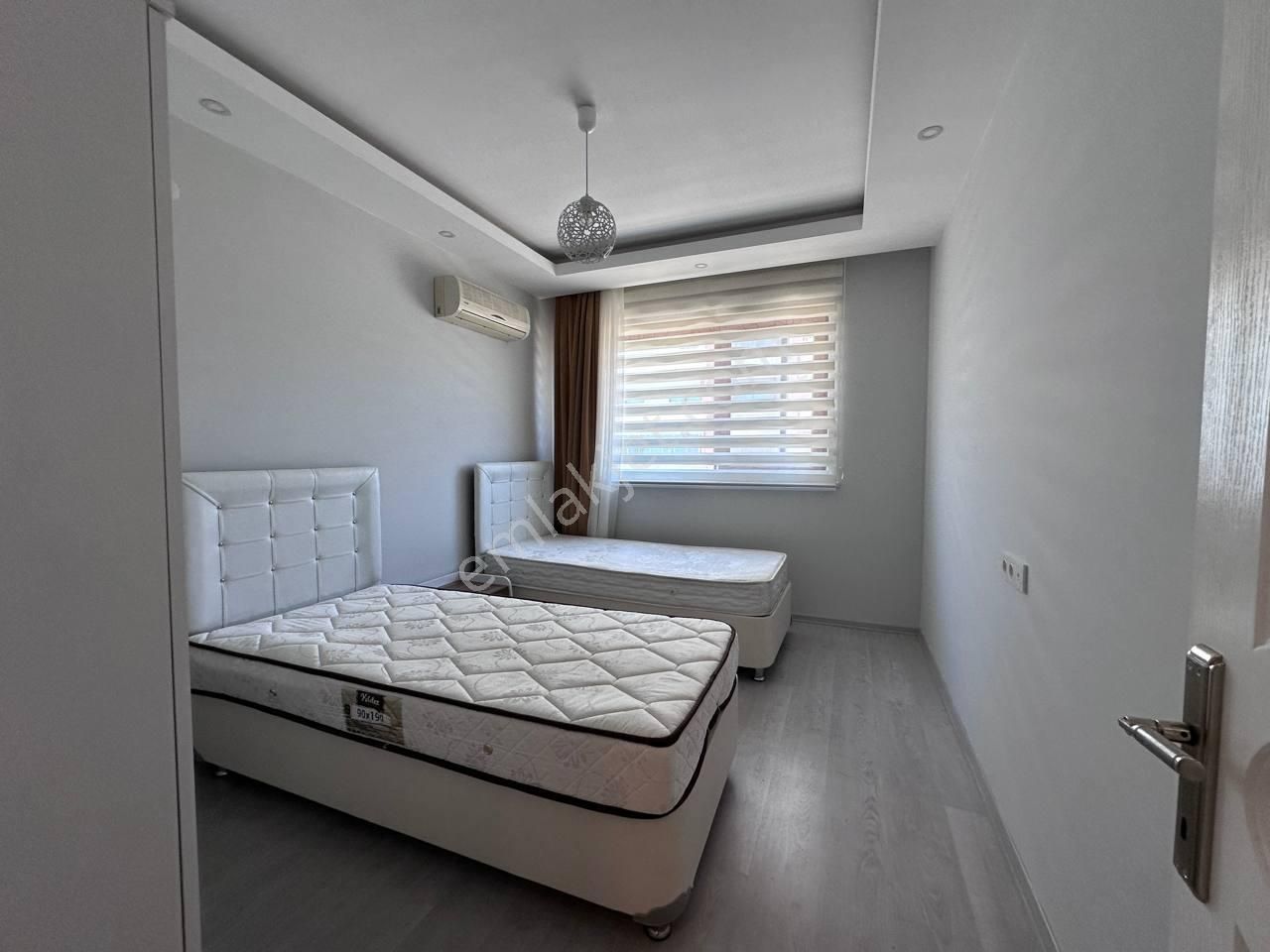 Denize Sıfır Site İçinde Deniz Manzaralı 120 M2 Eşyalı 2+1 Daire - Görsel 13