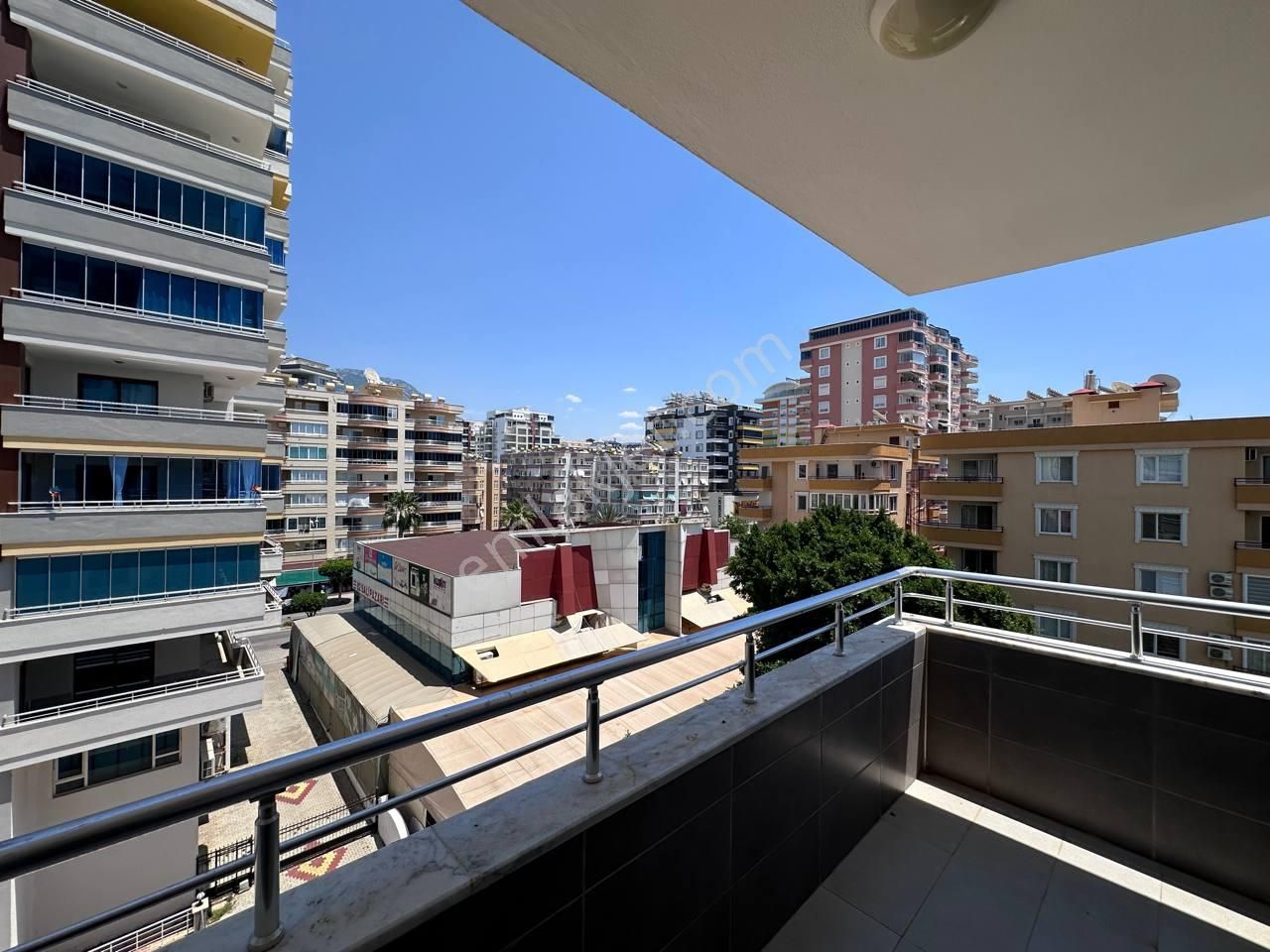 Denize Sıfır Site İçinde Deniz Manzaralı 120 M2 Eşyalı 2+1 Daire - Görsel 20