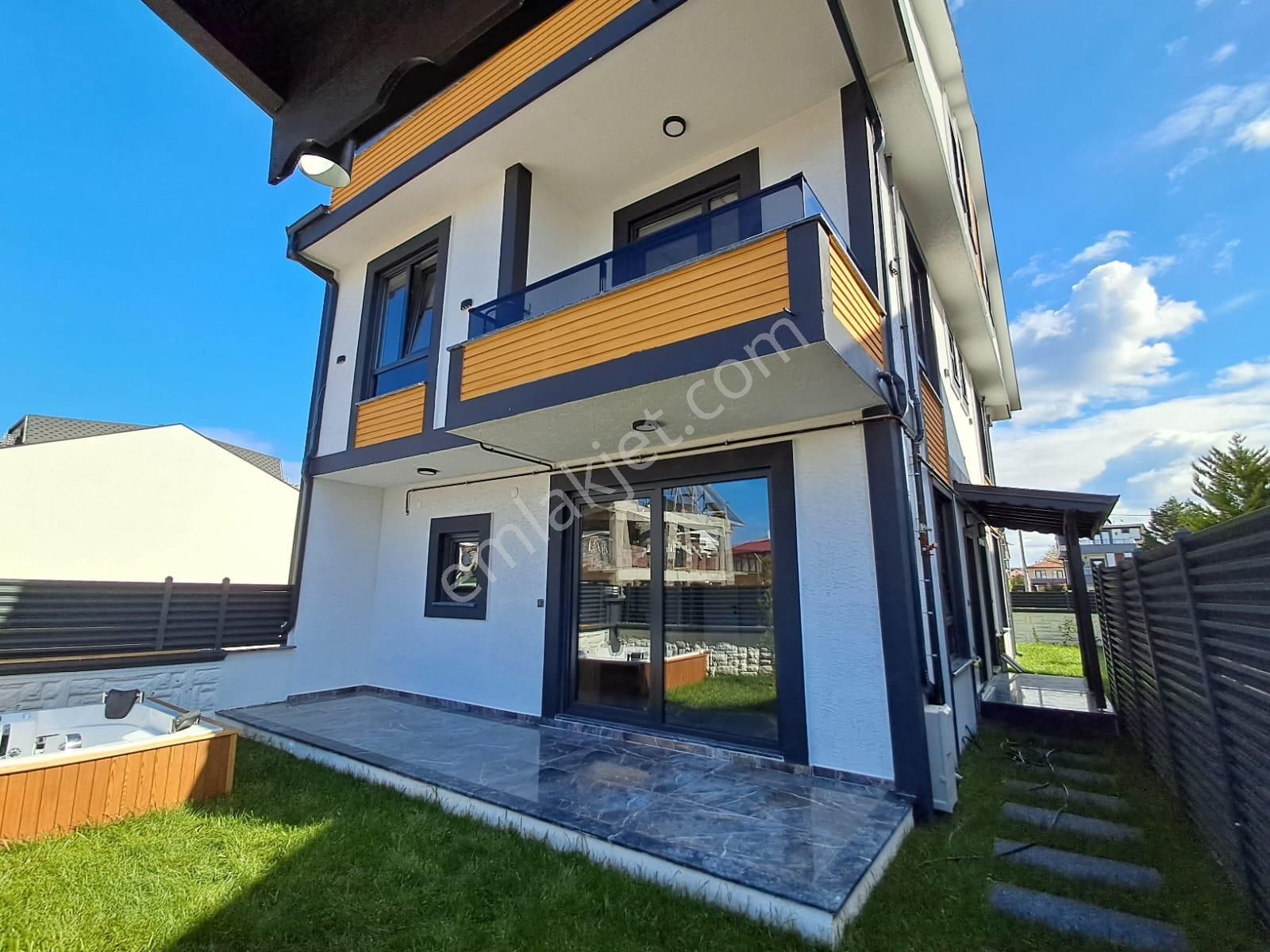 Kocaali’de Ailenizle Huzur Dolu Bir Yaşam: Satılık 3+1 Villa - Görsel 2