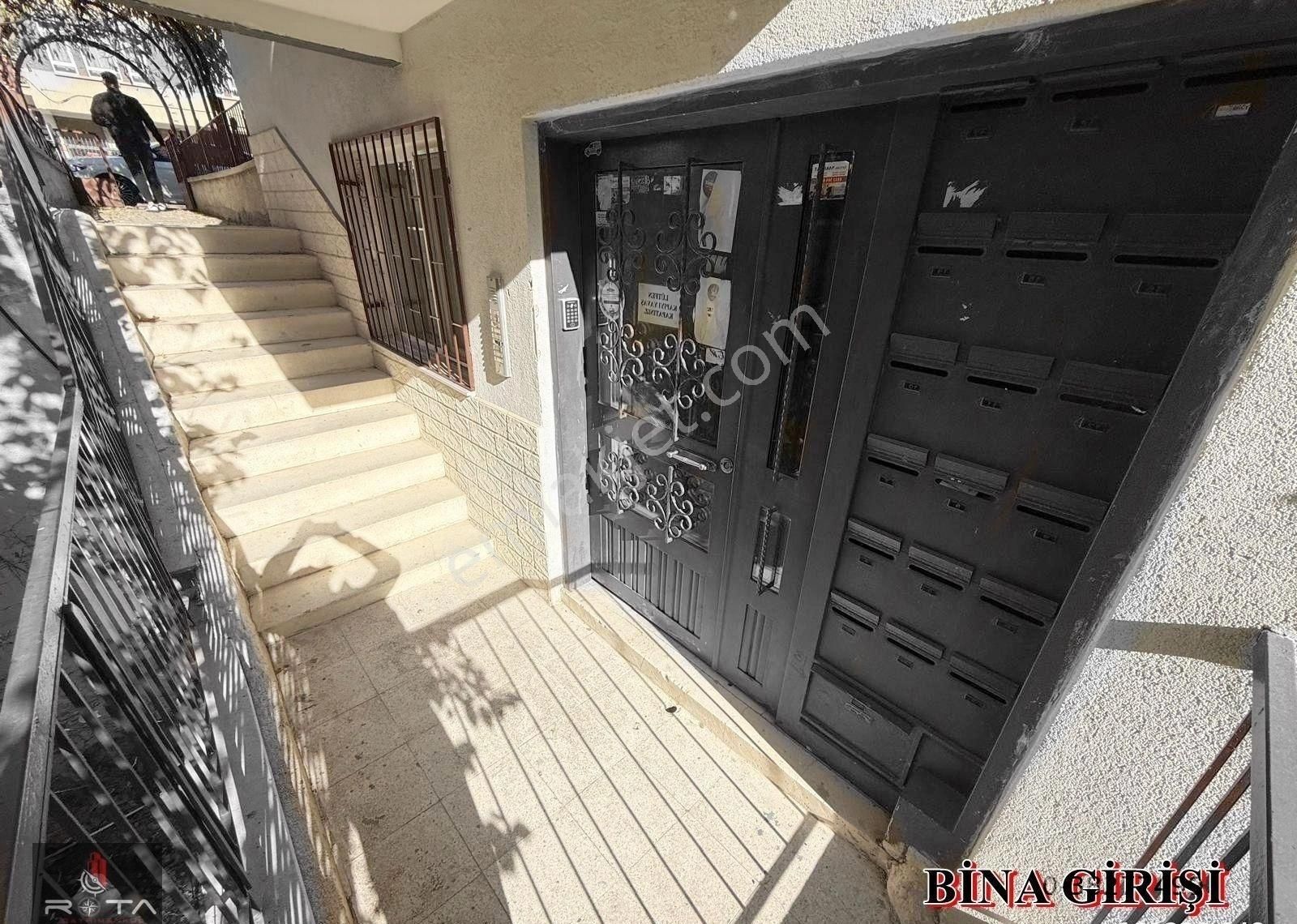 Rota'dan Ş.hastanesi Yakını Ara Kat Bağımsız Salon Yapılı 3+1 !! - Görsel 9