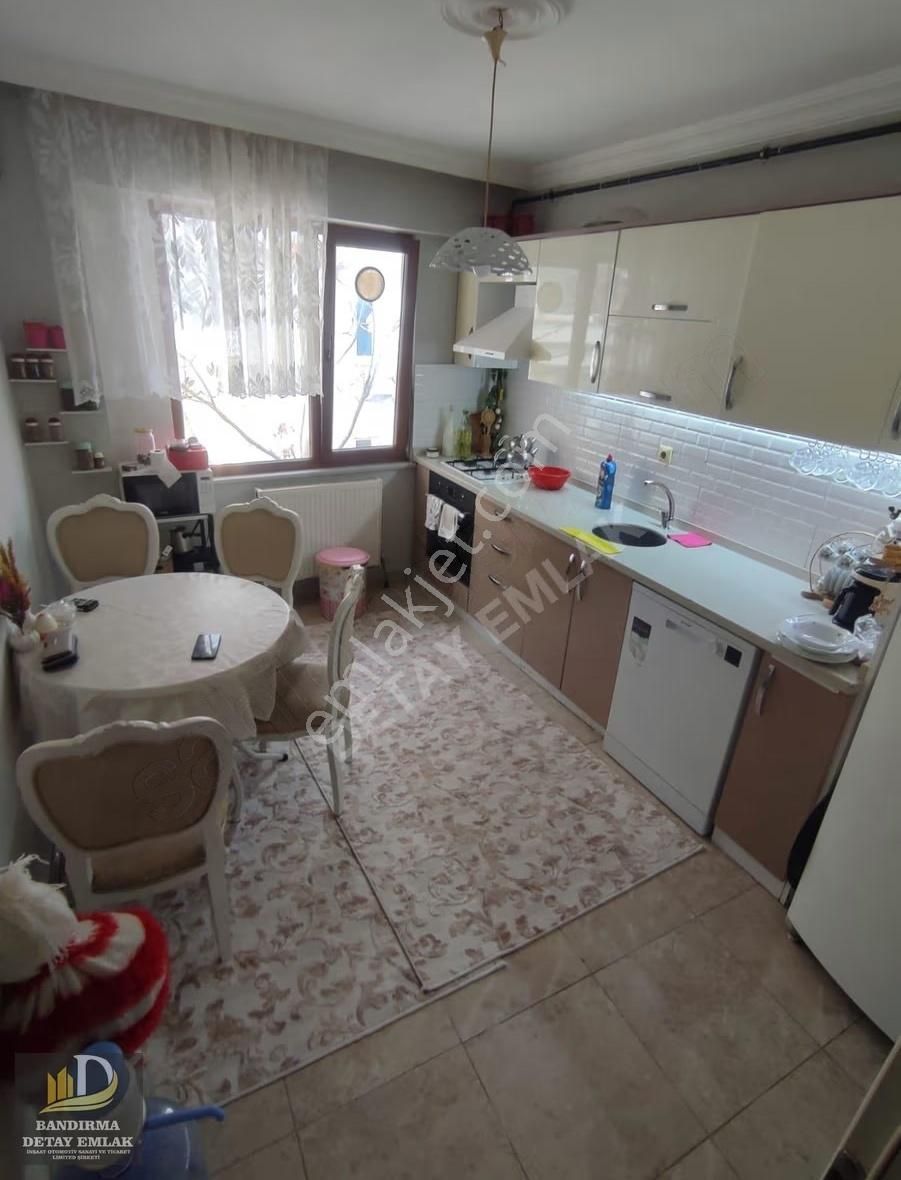 Detay Emlak'tan Şehrin Tam Merkezinde 9 Yaşında 3+1 Dubleks