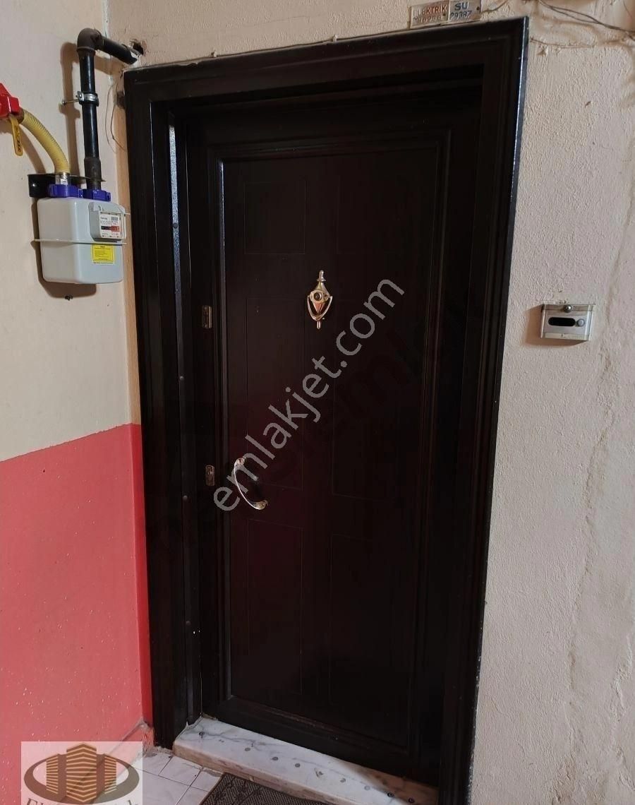 Fevziçakmak Mah. İstanbul Caddesi Üzerinde 2+1 Kiralık Daire - Görsel 3