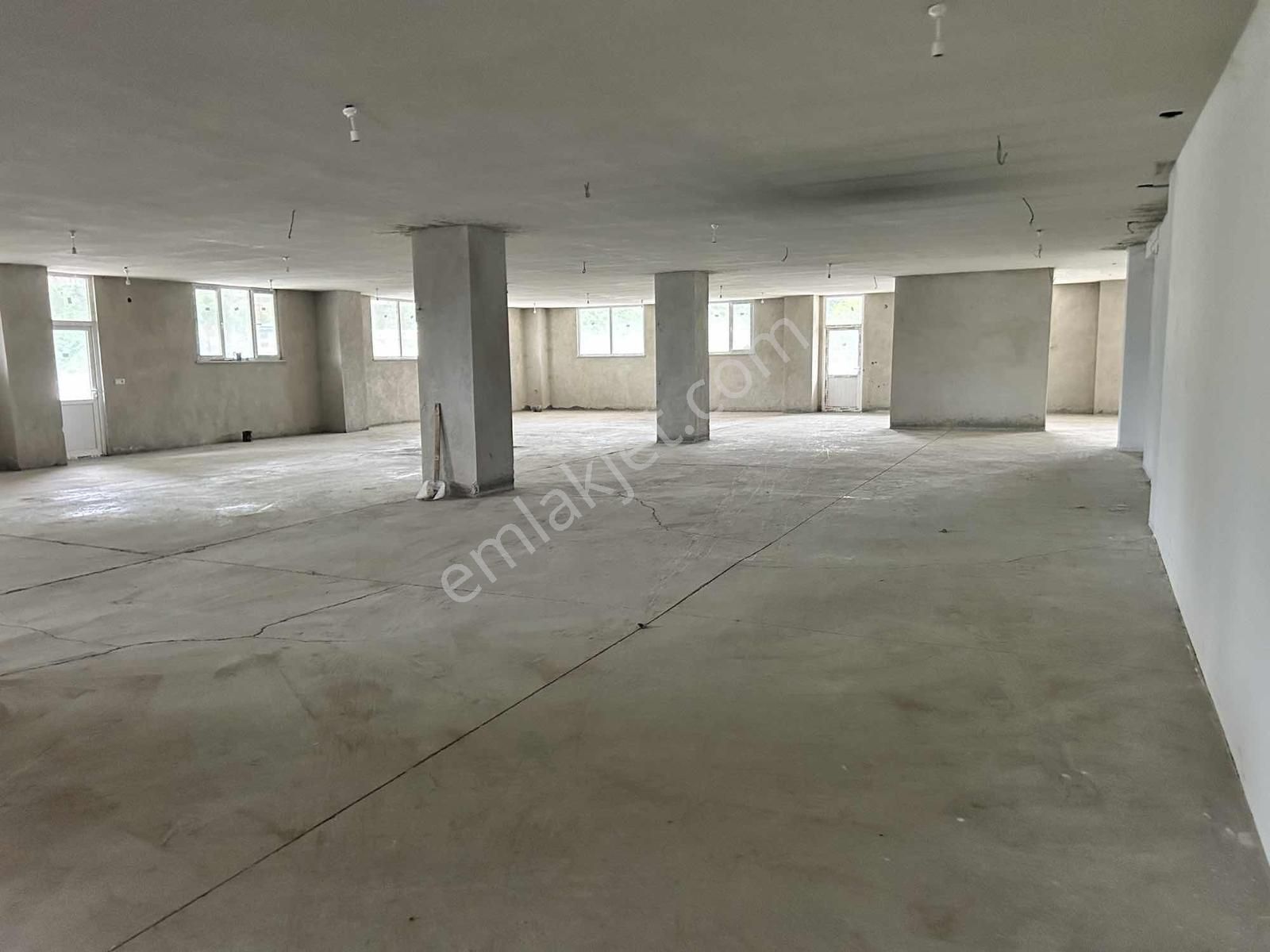Trabzon Çağlayan Akoluk Da Kiralık 970m2 İşyeri - Görsel 15