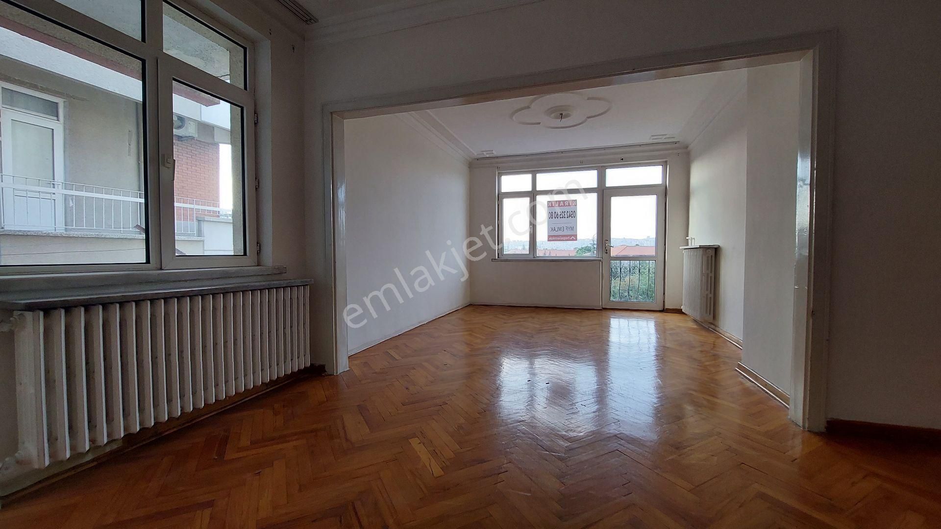 Beşevler Degol Cad. 3+1 Merkezi - Ön Ara Kat - Asansörlü - Açık Otoparklı- - Görsel 3