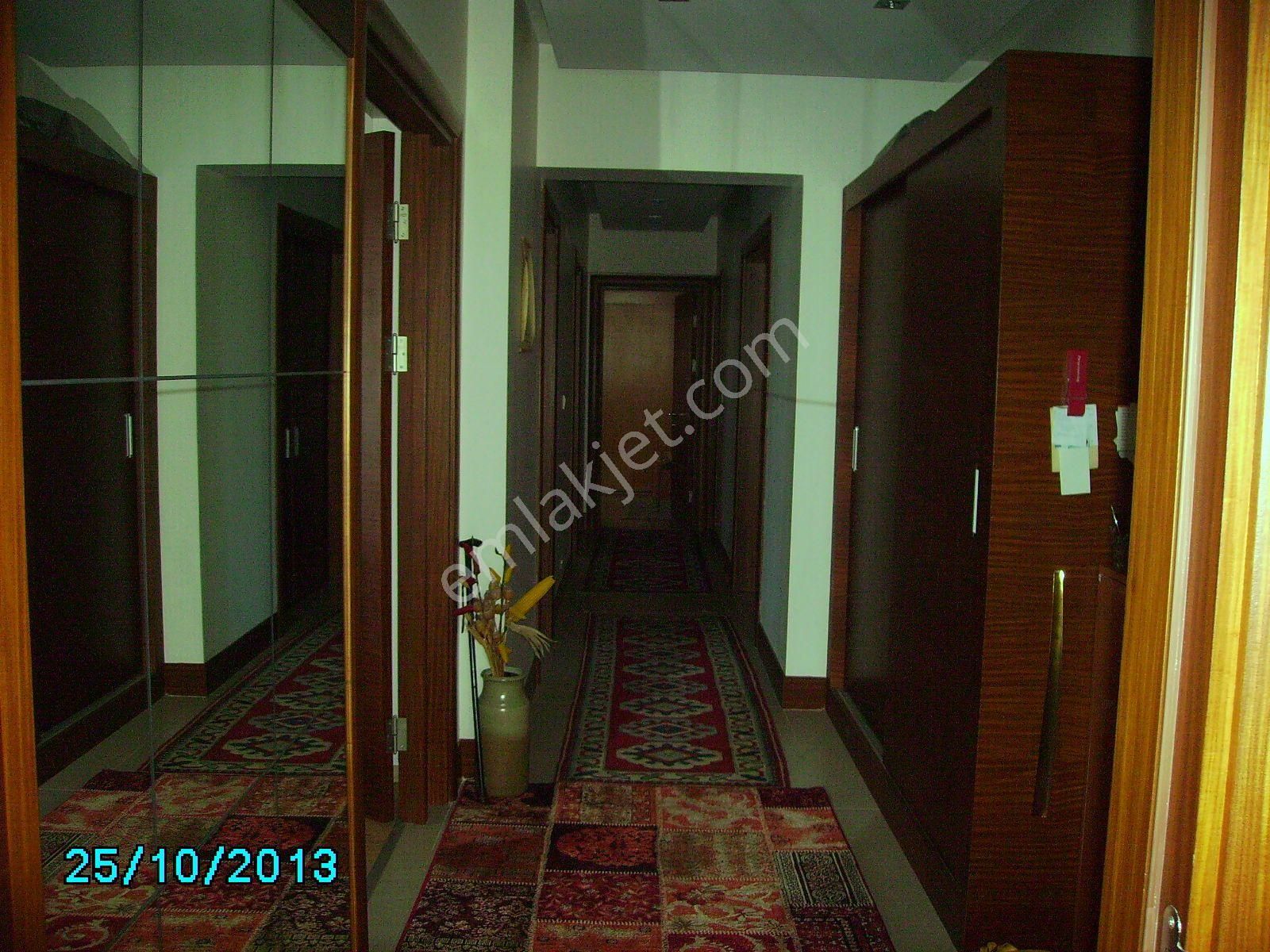 Yenigirne De Satılık 3+1 Daire- 160m2 - 8 Katlı Nın 3. Katın Da Pazara Okul Cami Yanı Basında - Görsel 14