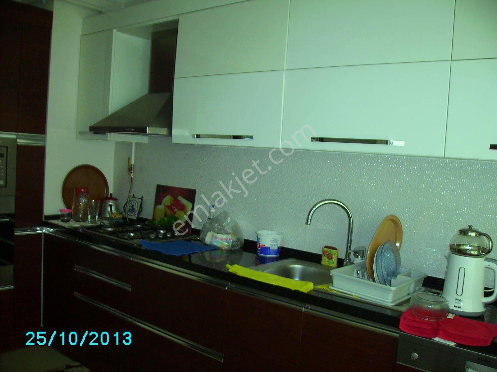 Yenigirne De Satılık 3+1 Daire- 160m2 - 8 Katlı Nın 3. Katın Da Pazara Okul Cami Yanı Basında - Görsel 15