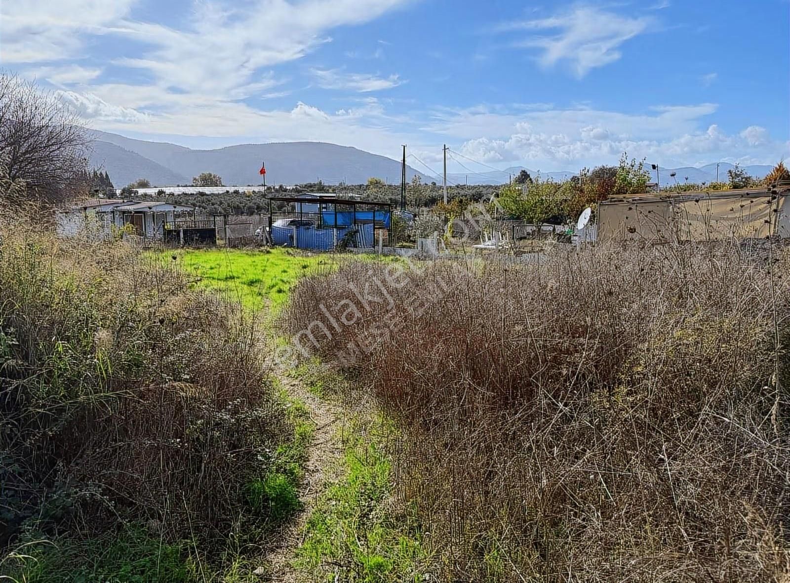 Menderes Değirmendere'de Satılık Hisse Tapu - Görsel 4