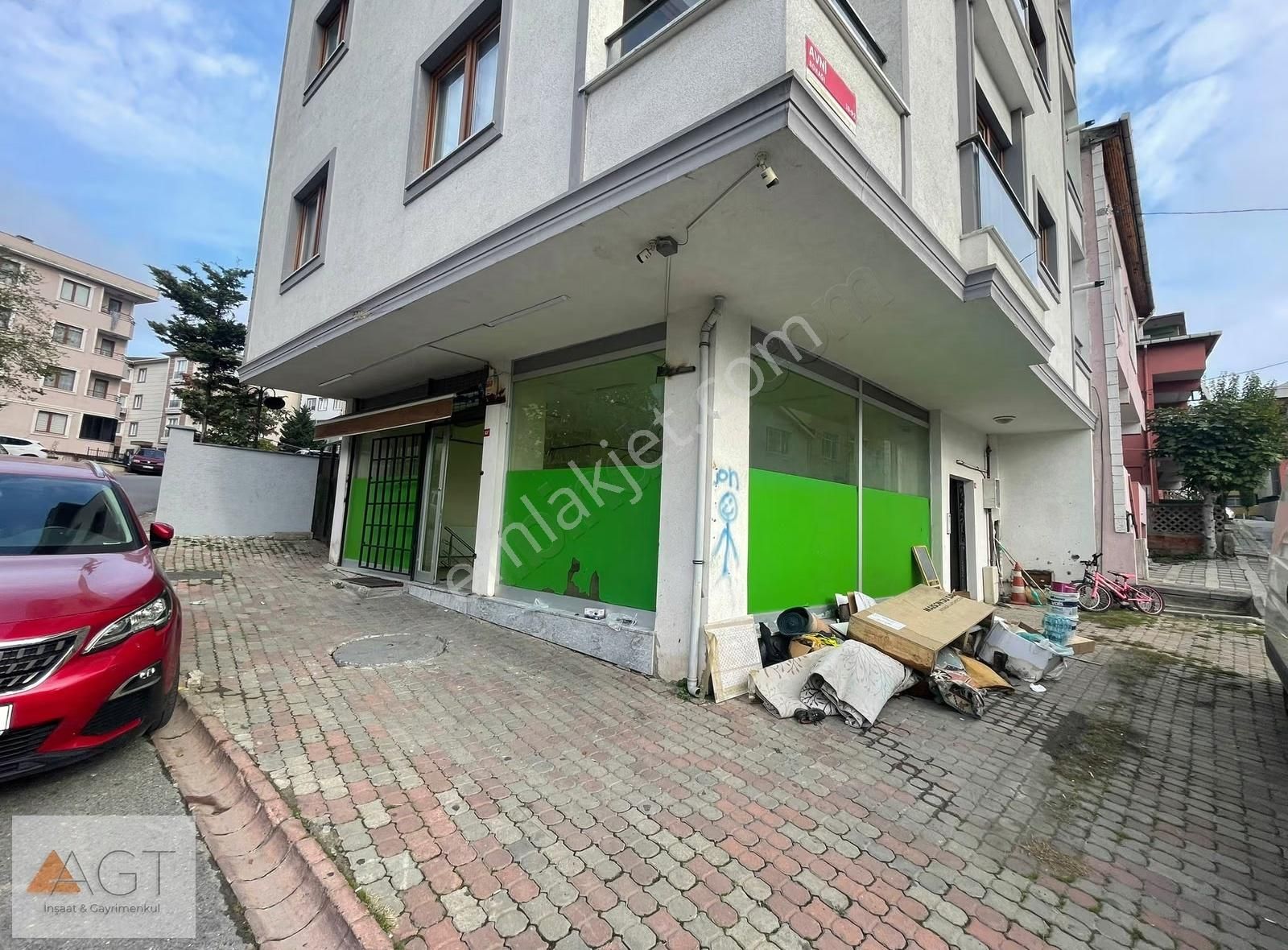 Agt'den Esenşehir Mah.80m2 Depolu Kiralık Dükkan - Görsel 3