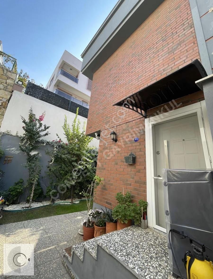 İzmir Yenifoça Doğa Manzaralı Satılık 2+1 Villa - Görsel 28