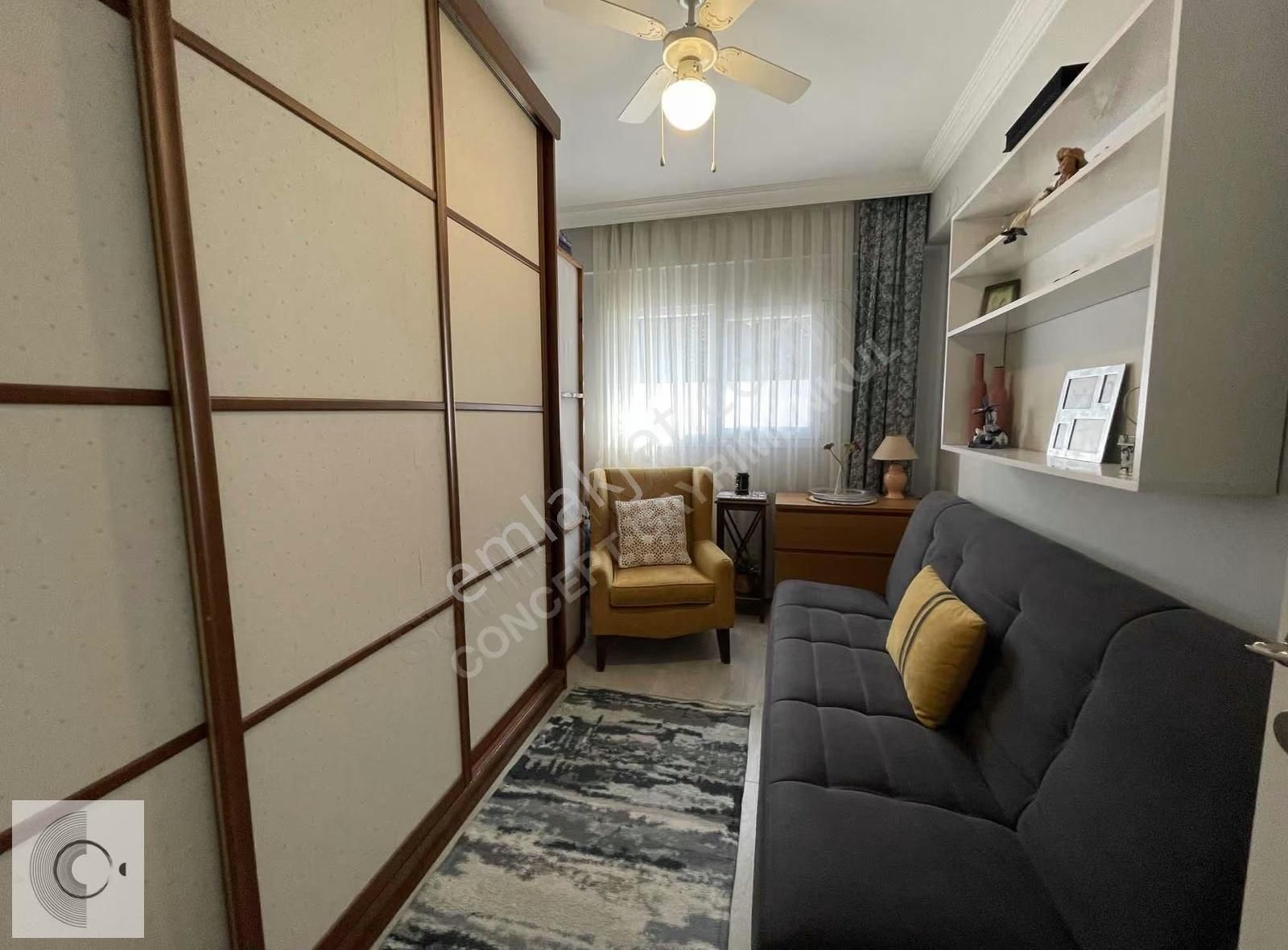 İzmir Yenifoça Doğa Manzaralı Satılık 2+1 Villa - Görsel 2