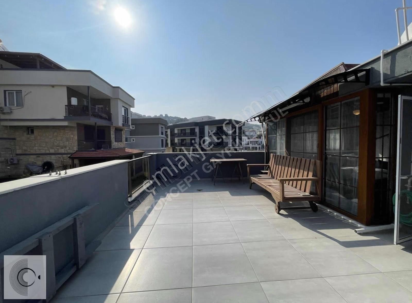 İzmir Yenifoça Doğa Manzaralı Satılık 2+1 Villa - Görsel 3