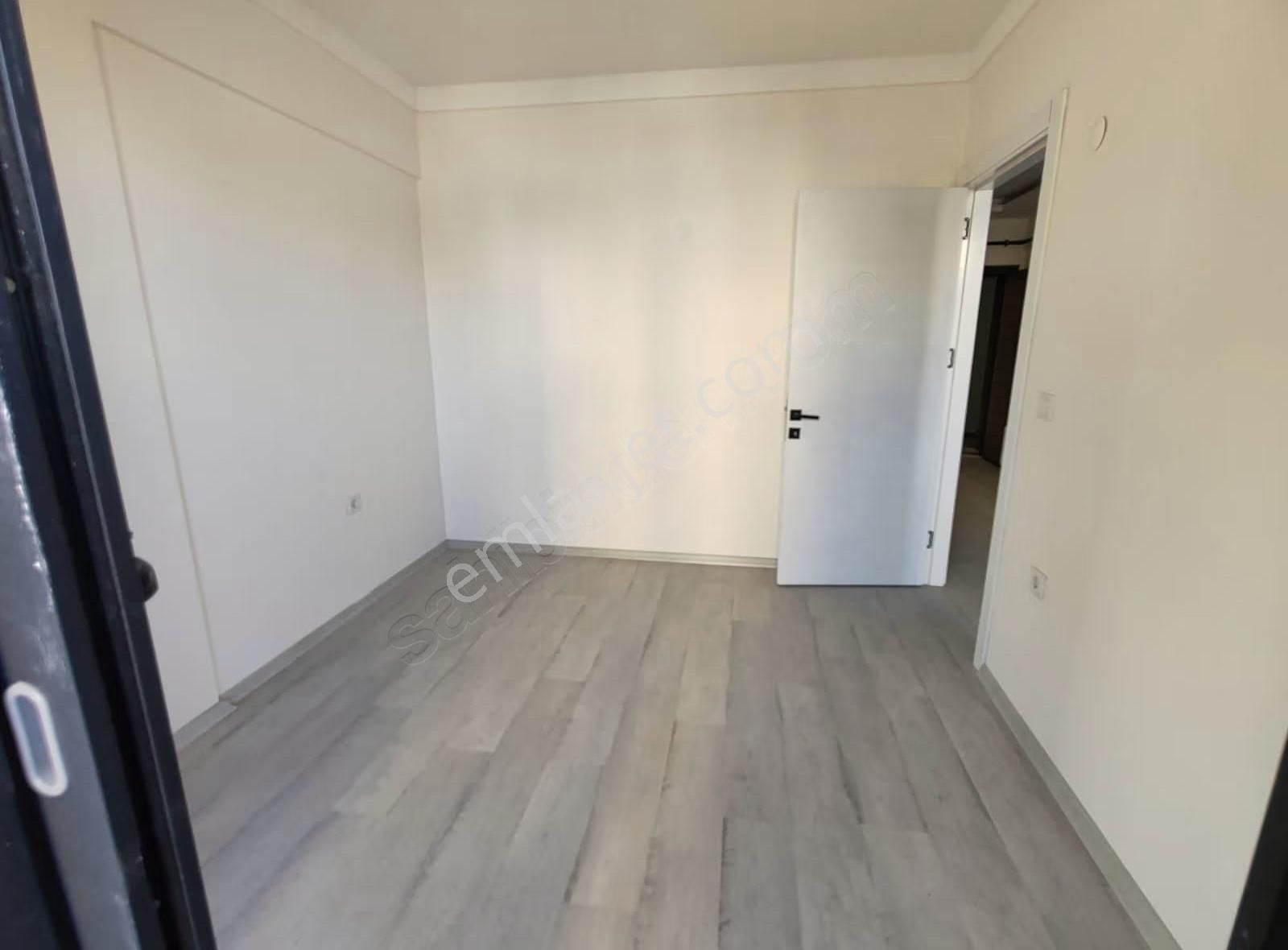 Real Center//güvenlikli Sitede Geniş 1+1 Fırsat Satılık Daire - Görsel 6