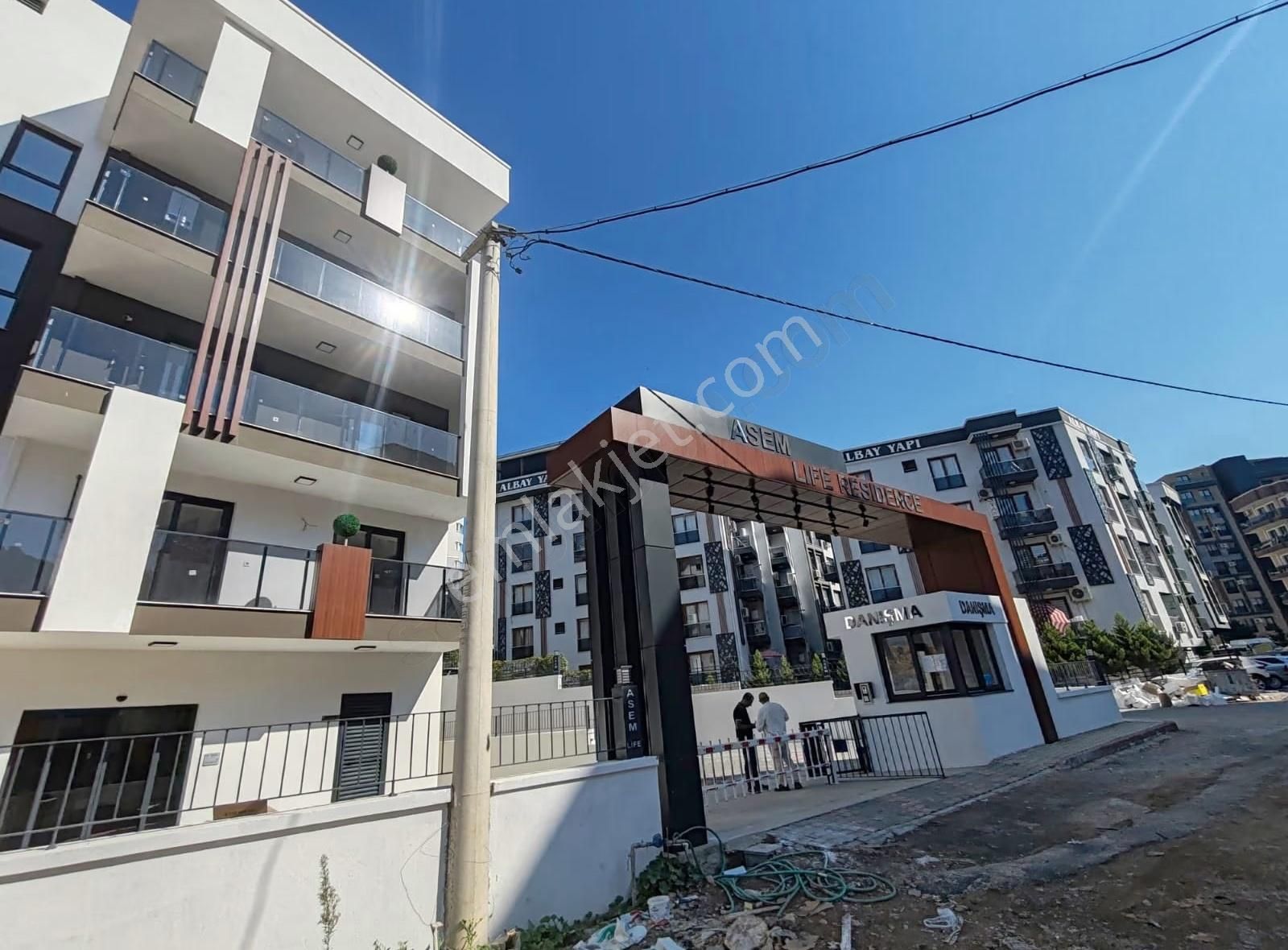 Real Center//güvenlikli Sitede Geniş 1+1 Fırsat Satılık Daire - Görsel 5