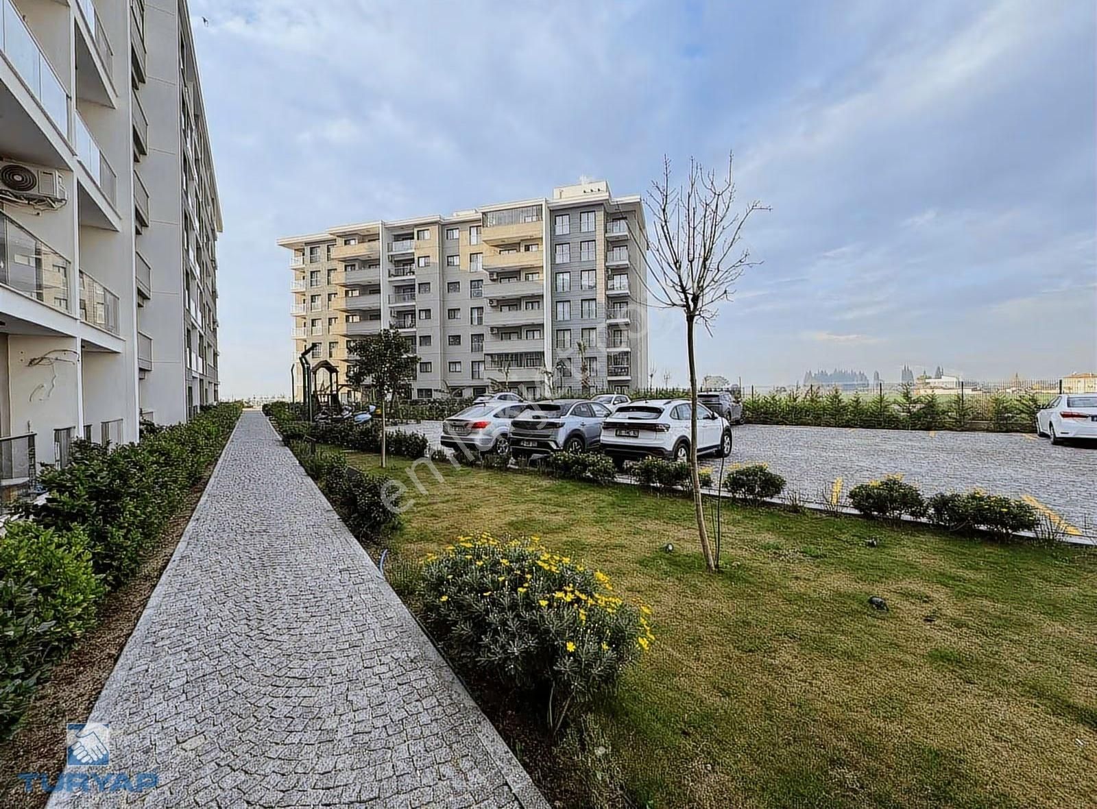 Torbalı Da İzban Yakını Havuzlu Sitede Kiralık 1+1 Daire - Görsel 4