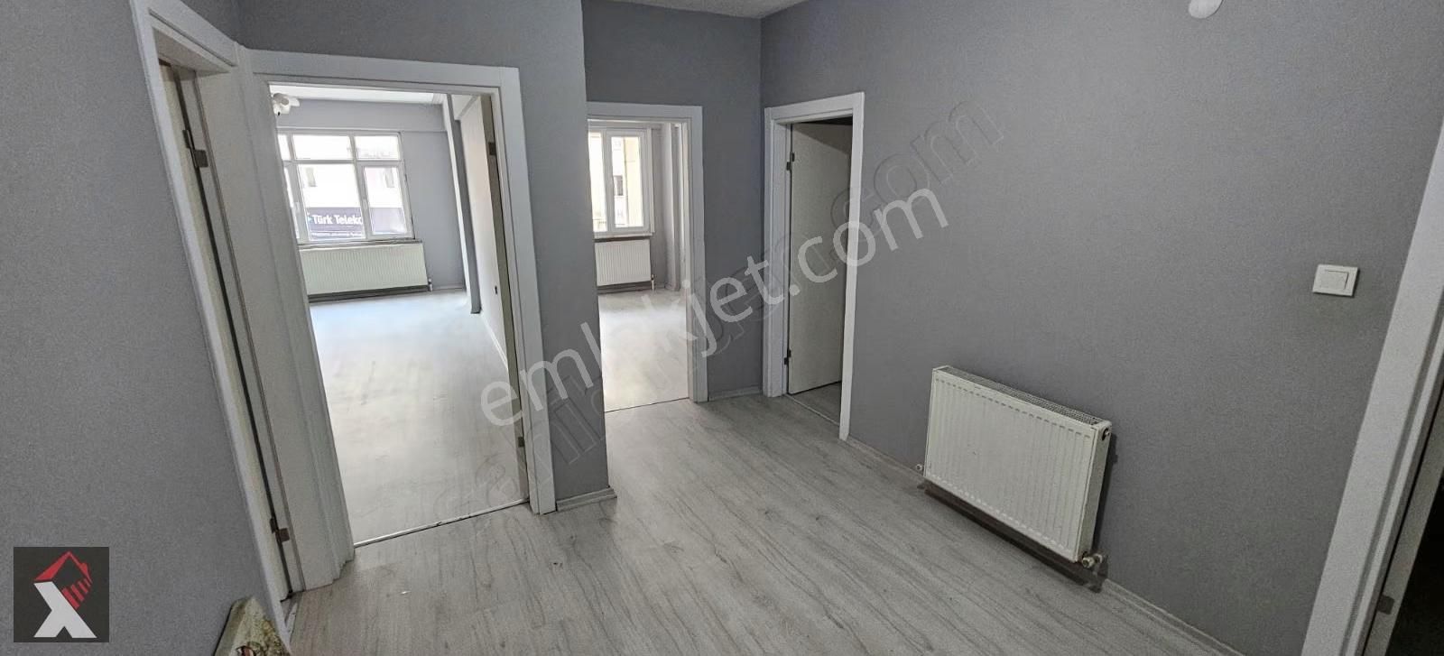 Caddede 3+1den 2+1e Çevrilmiş Çok Geniş - Görsel 9