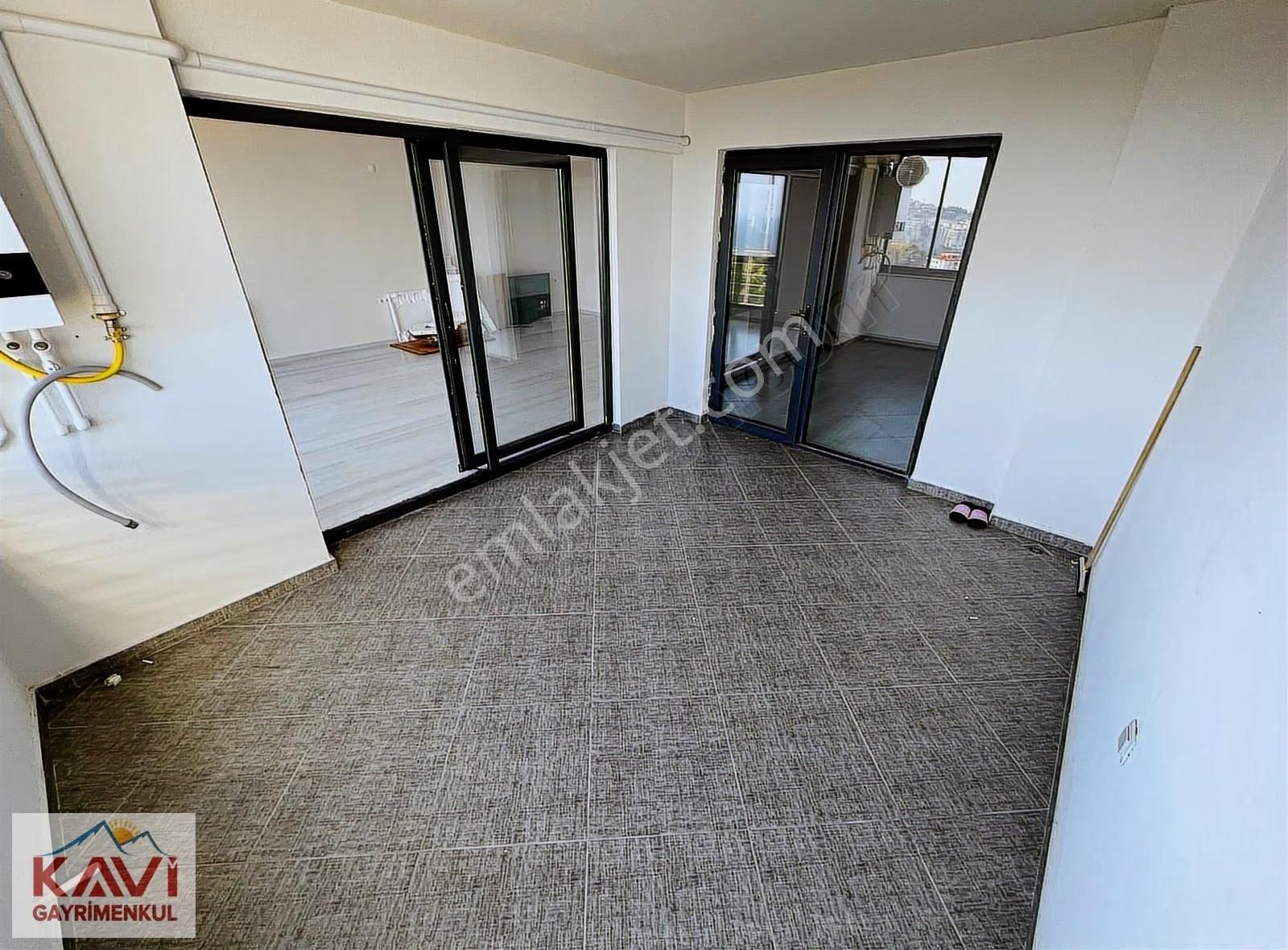 Karşıyakada 3+1 Kiralık Geniş Daire / Kavi Gayrimenkulden - Görsel 2